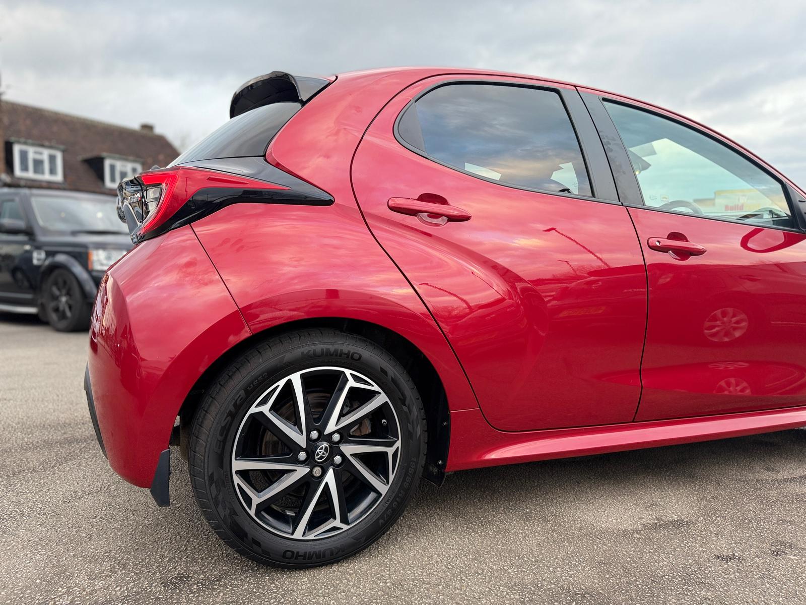 Toyota Yaris Design 2022 1.5 VVT-h Design Hatchback Automatic