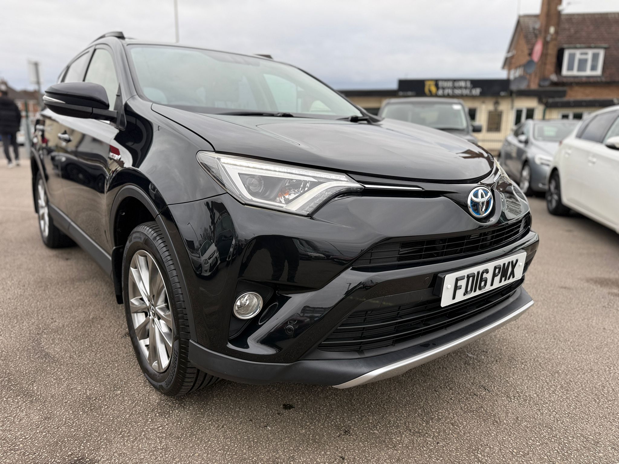 Toyota RAV4 Excel 2016 2.5 VVT-h Excel SUV 5dr Petrol Hybrid CVT 4WD Automatic