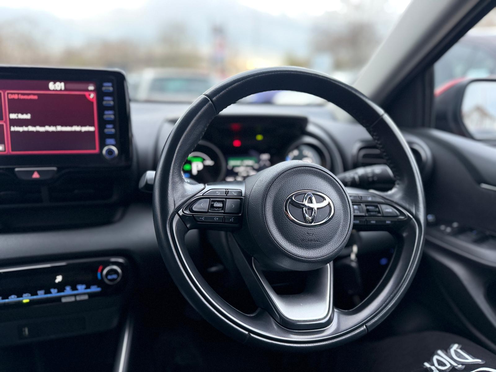 Toyota Yaris Design 2022 1.5 VVT-h Design Hatchback Automatic