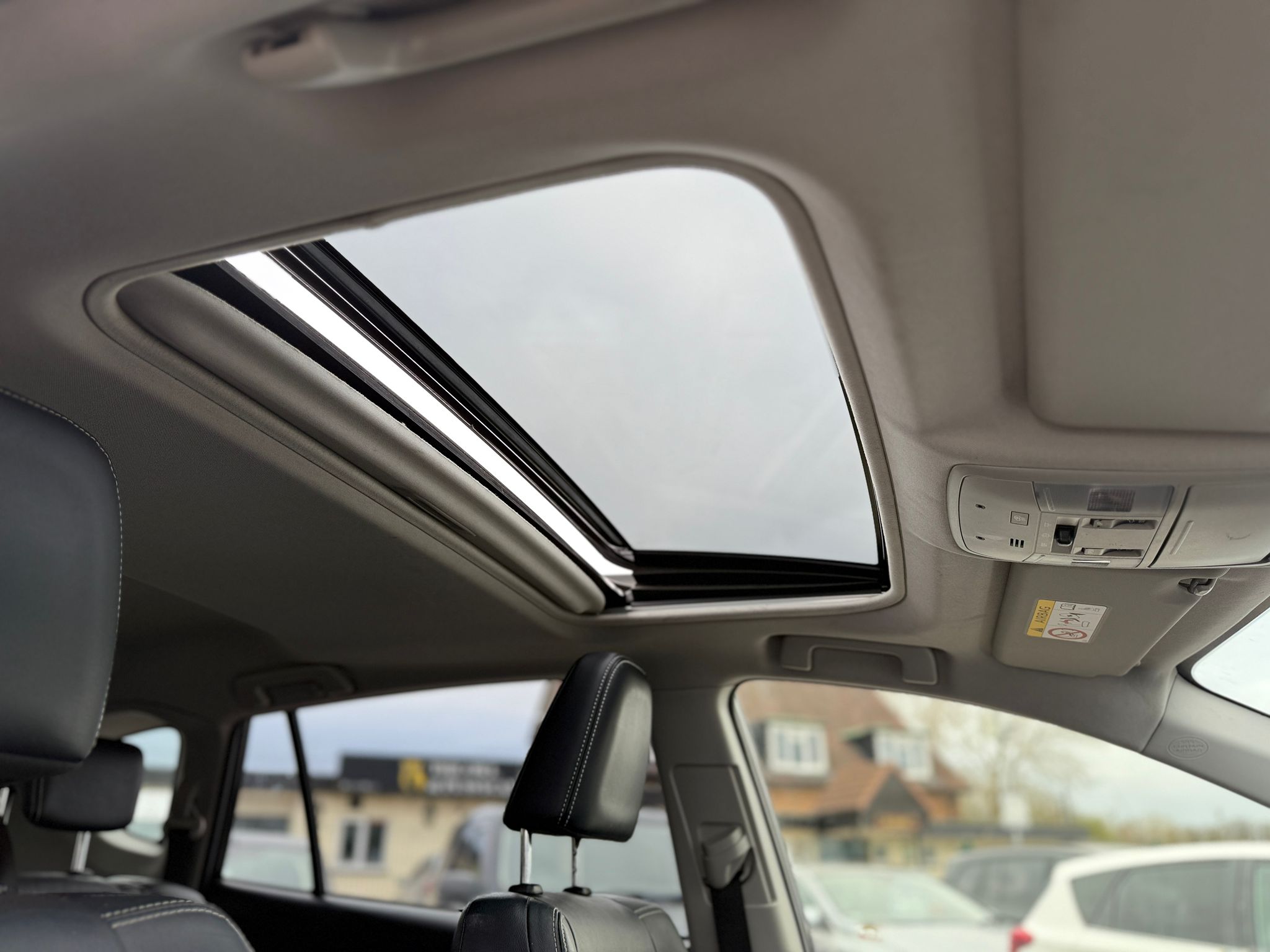 Toyota RAV4 Excel 2016 2.5 VVT-h Excel SUV 5dr Petrol Hybrid CVT 4WD Automatic