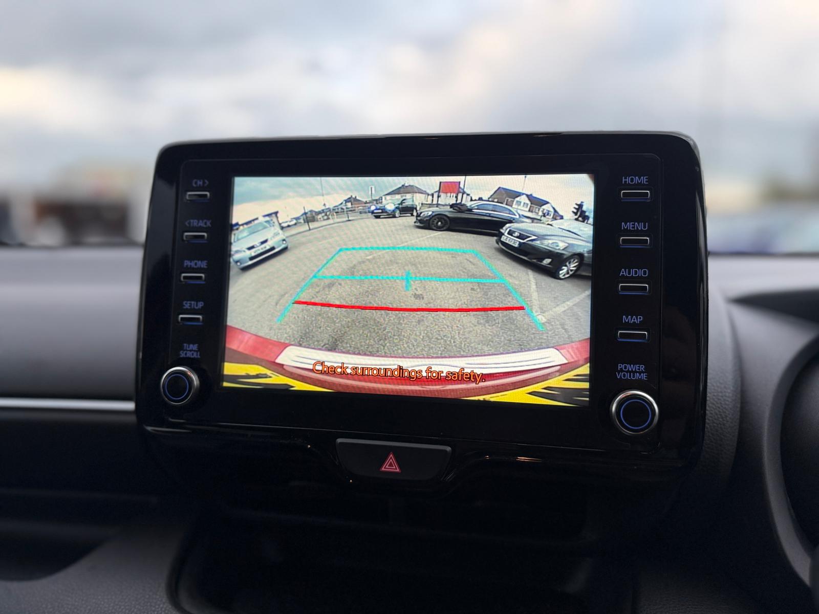 Toyota Yaris Design 2022 1.5 VVT-h Design Hatchback Automatic