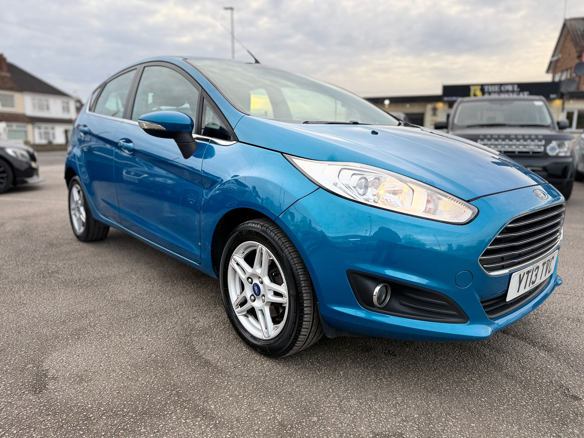 Ford Fiesta Zetec 2013 1.6 Zetec Hatchback 5dr Automatic