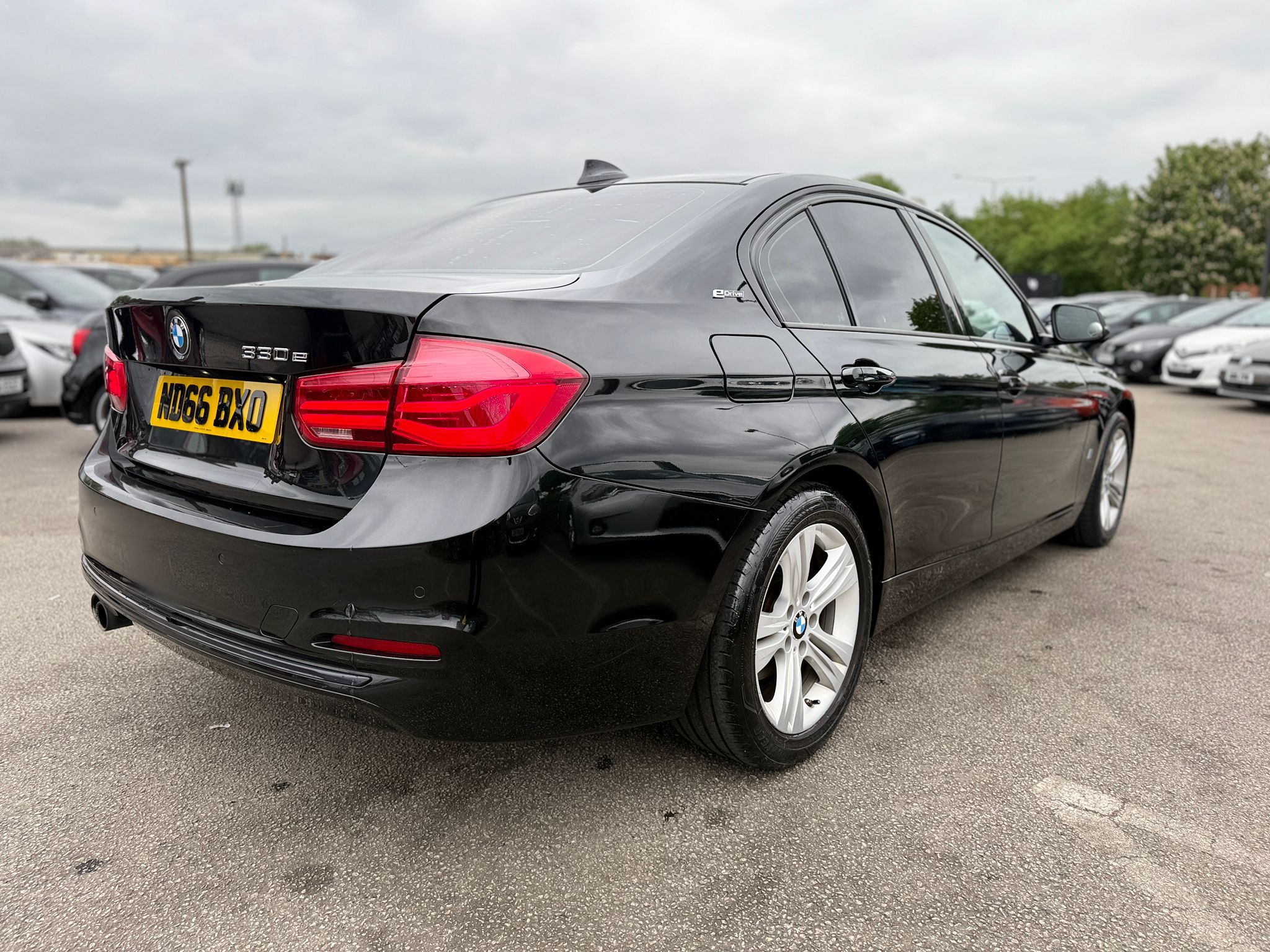 2016 BMW 3 SERIES 330e SPORT (PLUG-IN HYBRID)