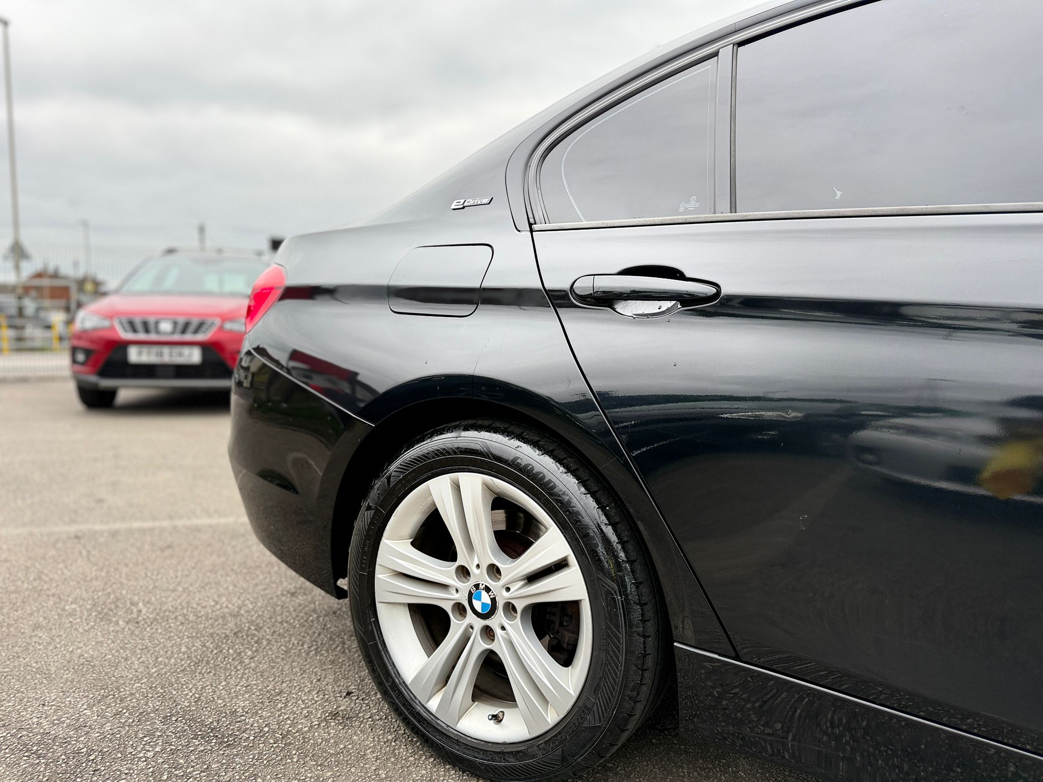 2016 BMW 3 SERIES 330e SPORT (PLUG-IN HYBRID)