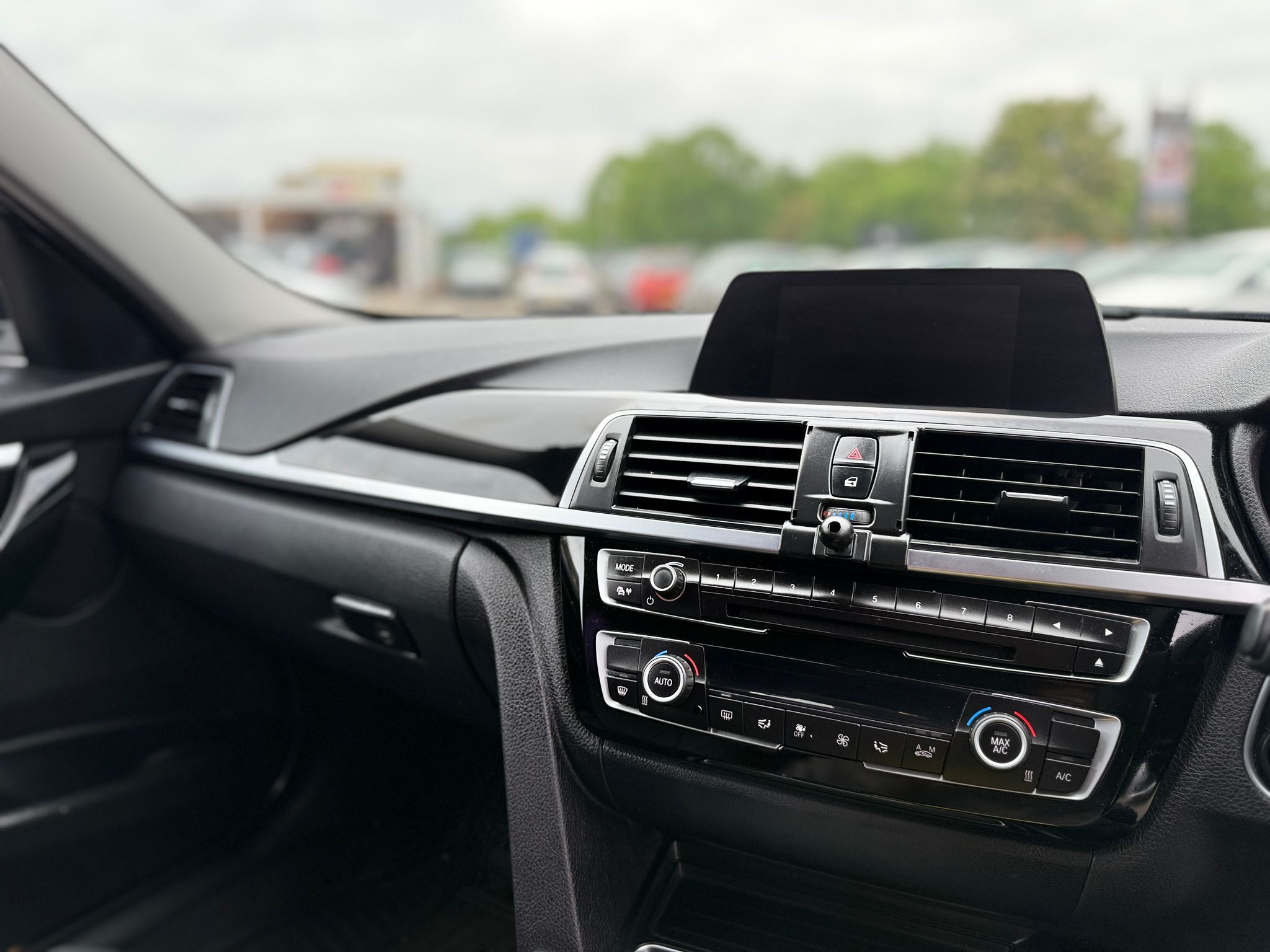 2016 BMW 3 SERIES 330e SPORT (PLUG-IN HYBRID)