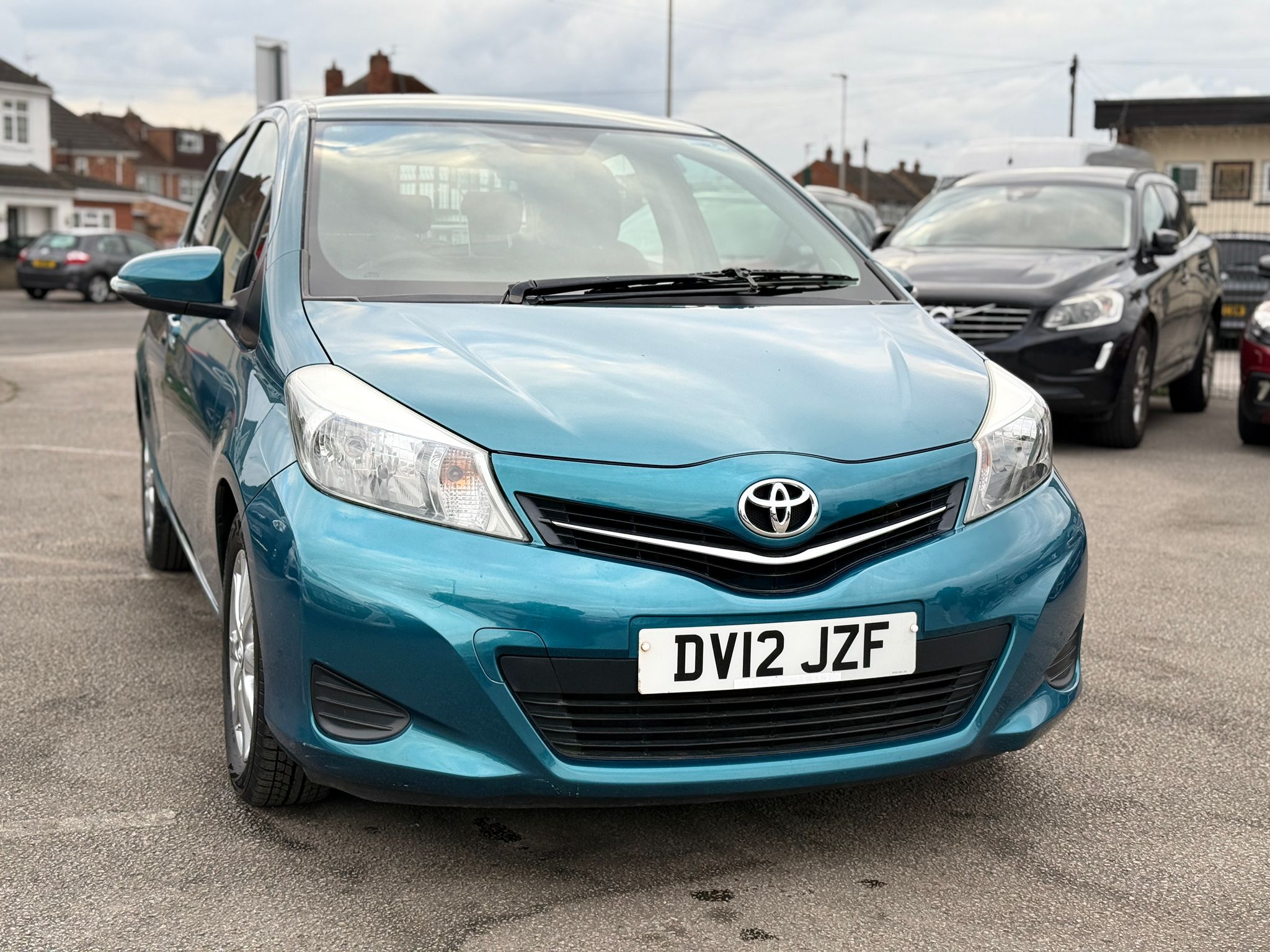 TOYOTA YARIS 1.33 DUAL VVT-i TR 2012