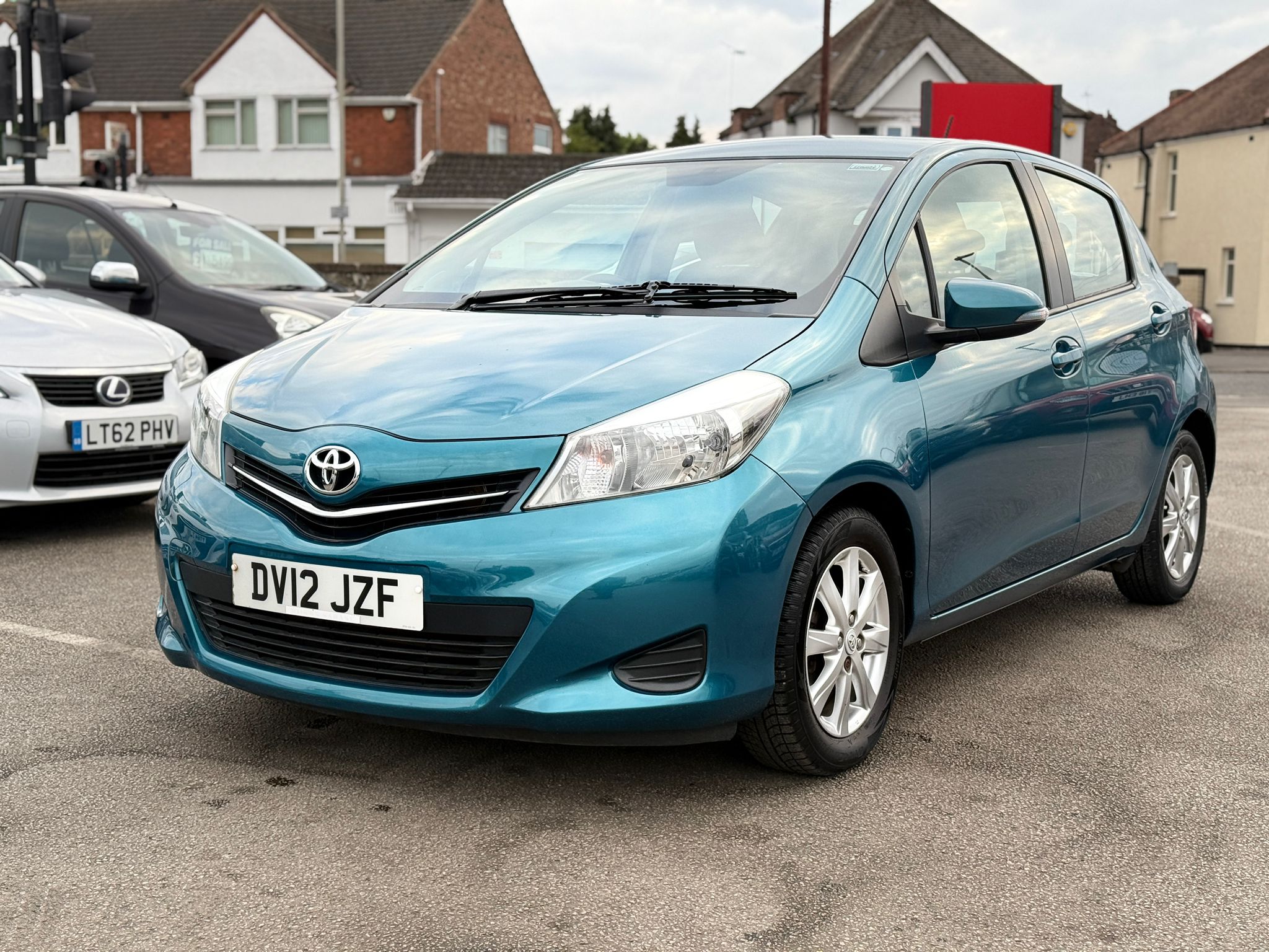 TOYOTA YARIS 1.33 DUAL VVT-i TR 2012