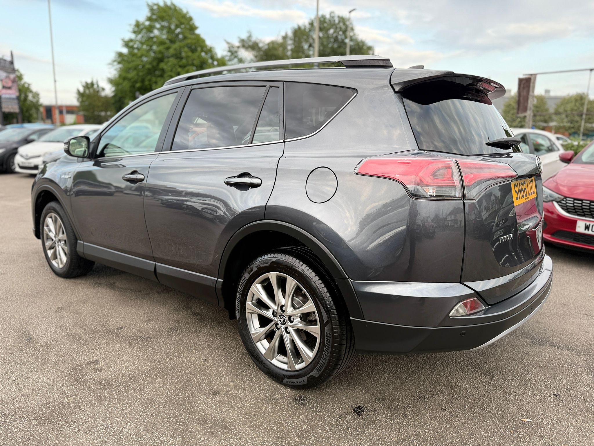 TOYOTA RAV4 2.5 VVT-h 2016