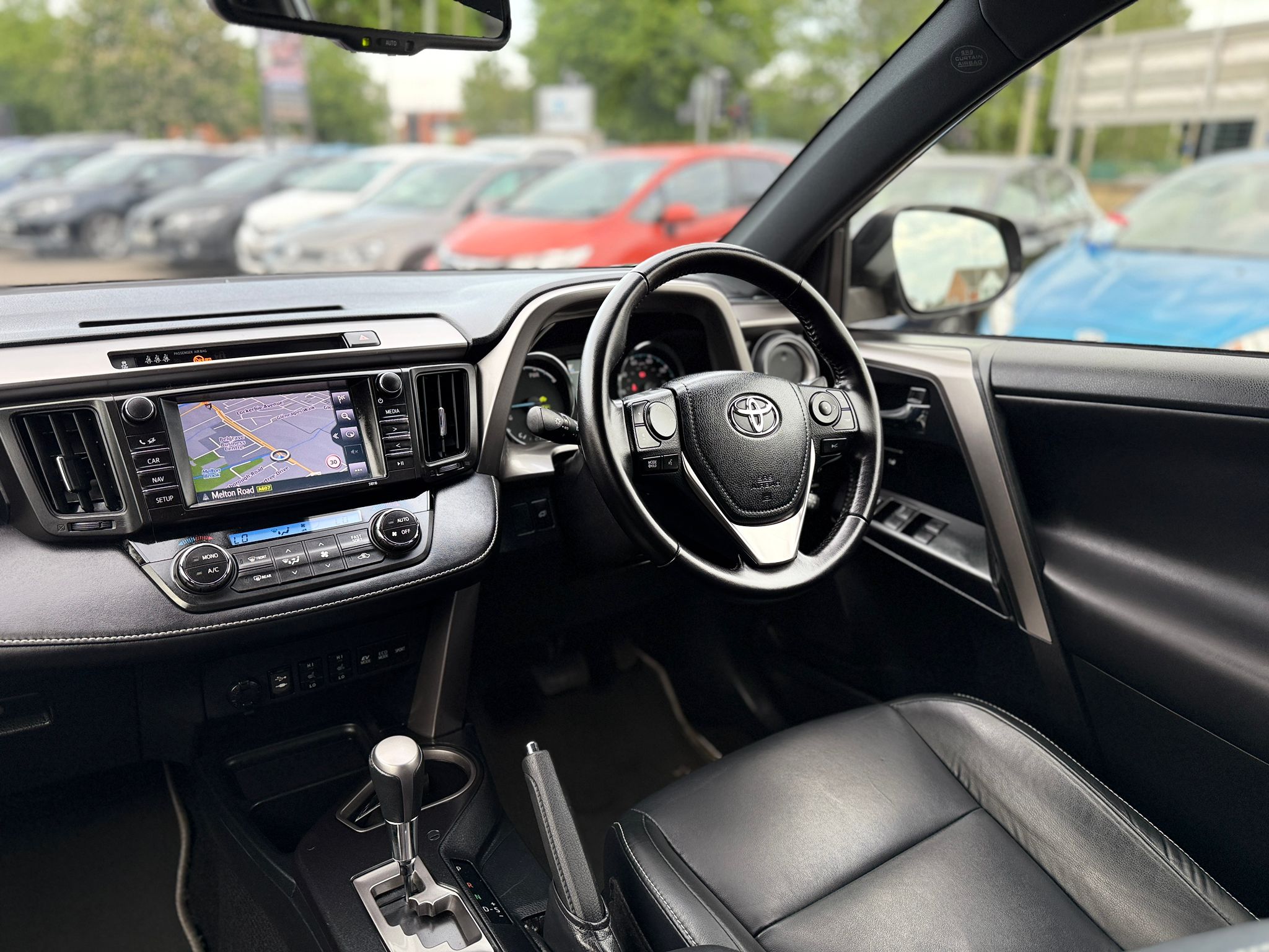 TOYOTA RAV4 2.5 VVT-h 2016