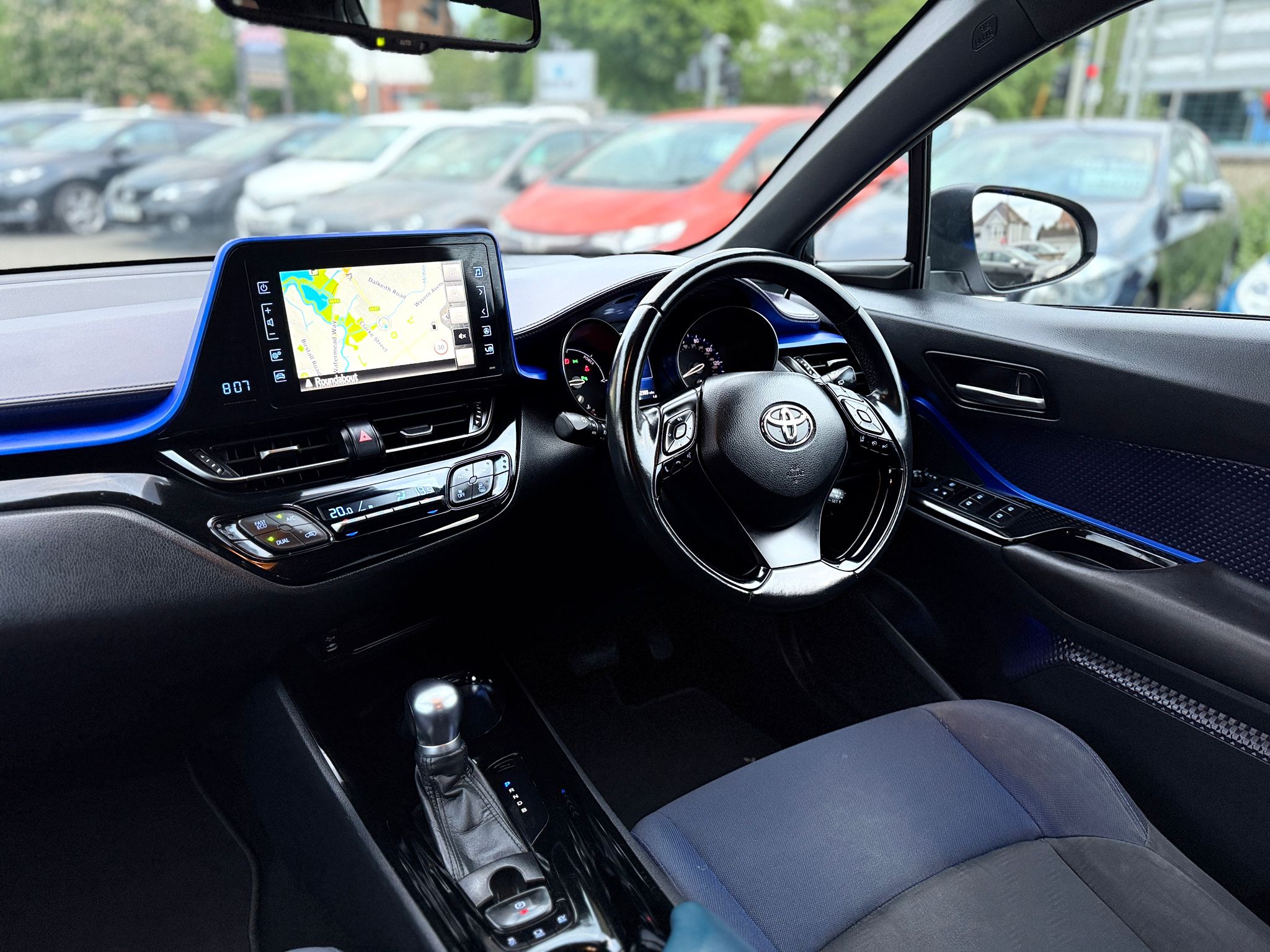 2017 TOYOTA C-HR 1.8 VVT-h DYNAMIC (HYBRID)