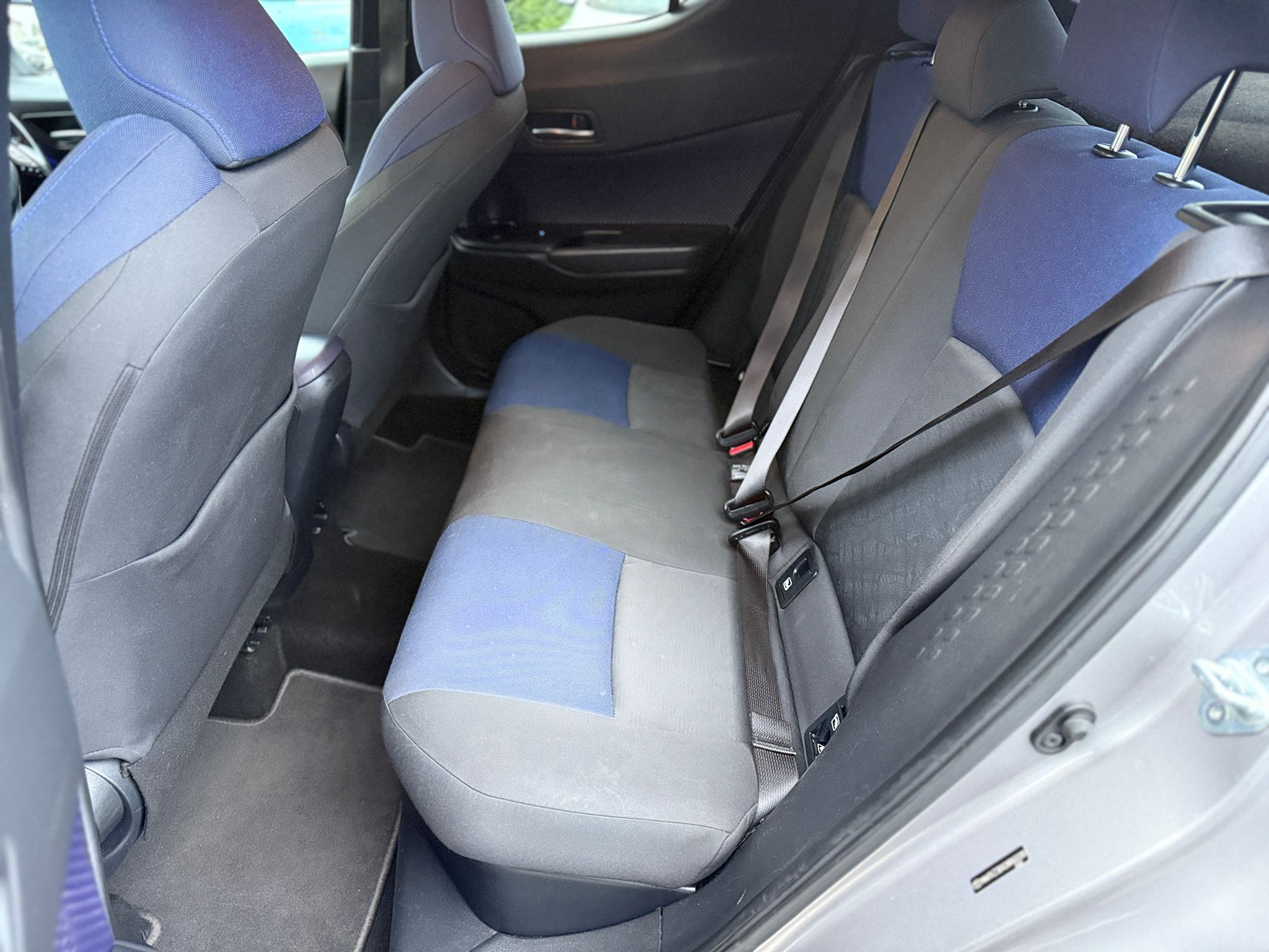 2017 TOYOTA C-HR 1.8 VVT-h DYNAMIC (HYBRID)