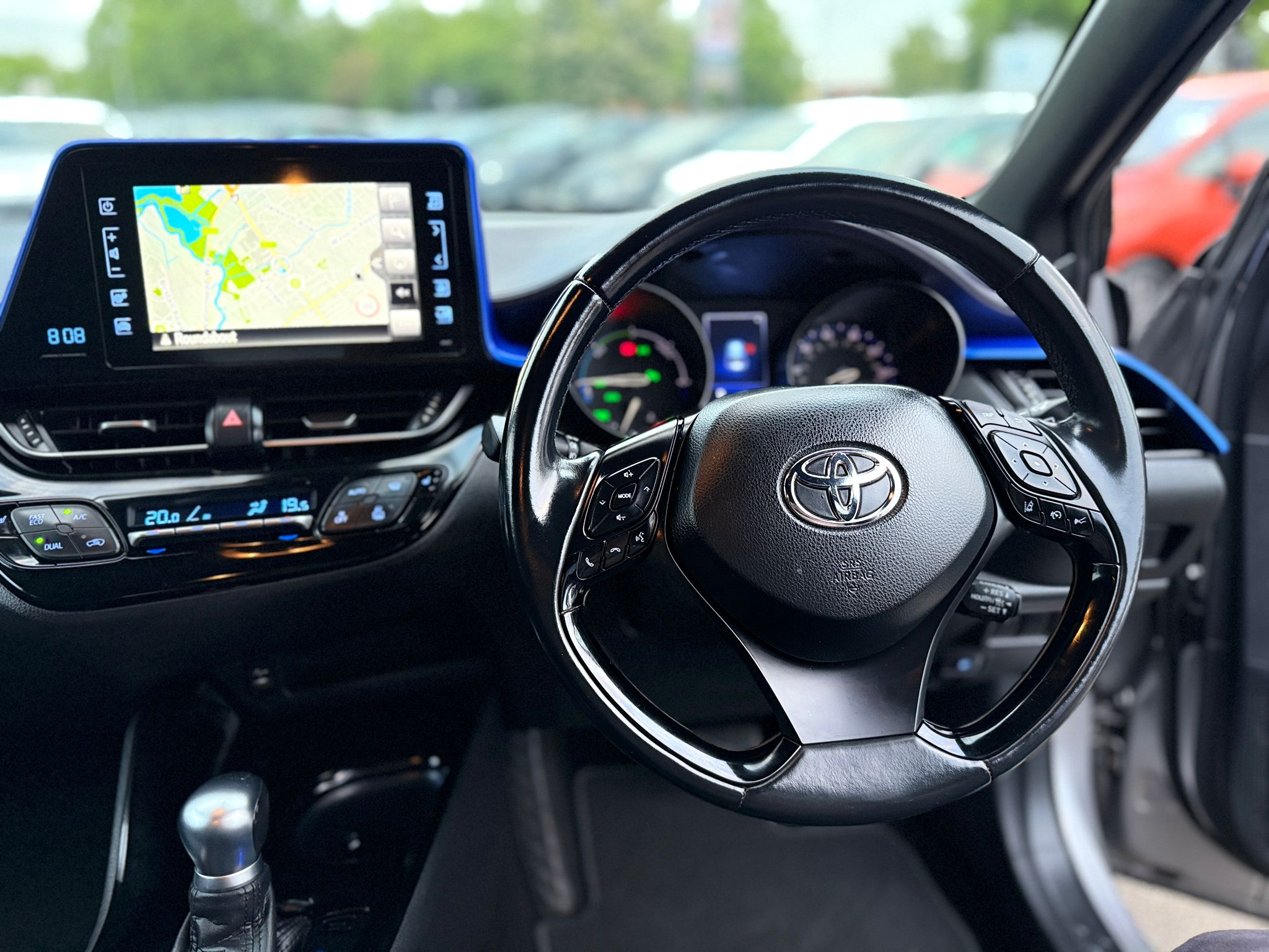 2017 TOYOTA C-HR 1.8 VVT-h DYNAMIC (HYBRID)