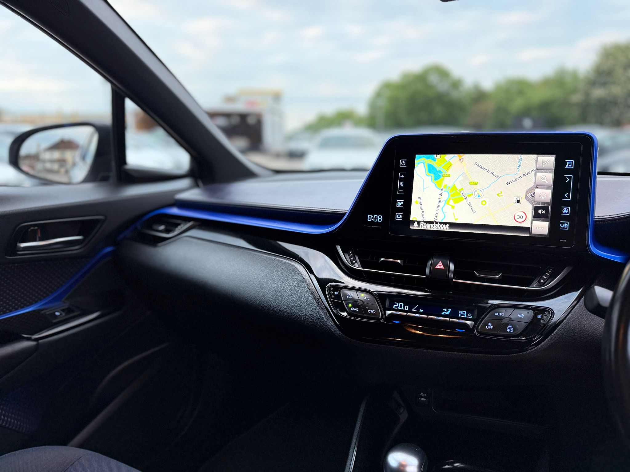 2017 TOYOTA C-HR 1.8 VVT-h DYNAMIC (HYBRID)