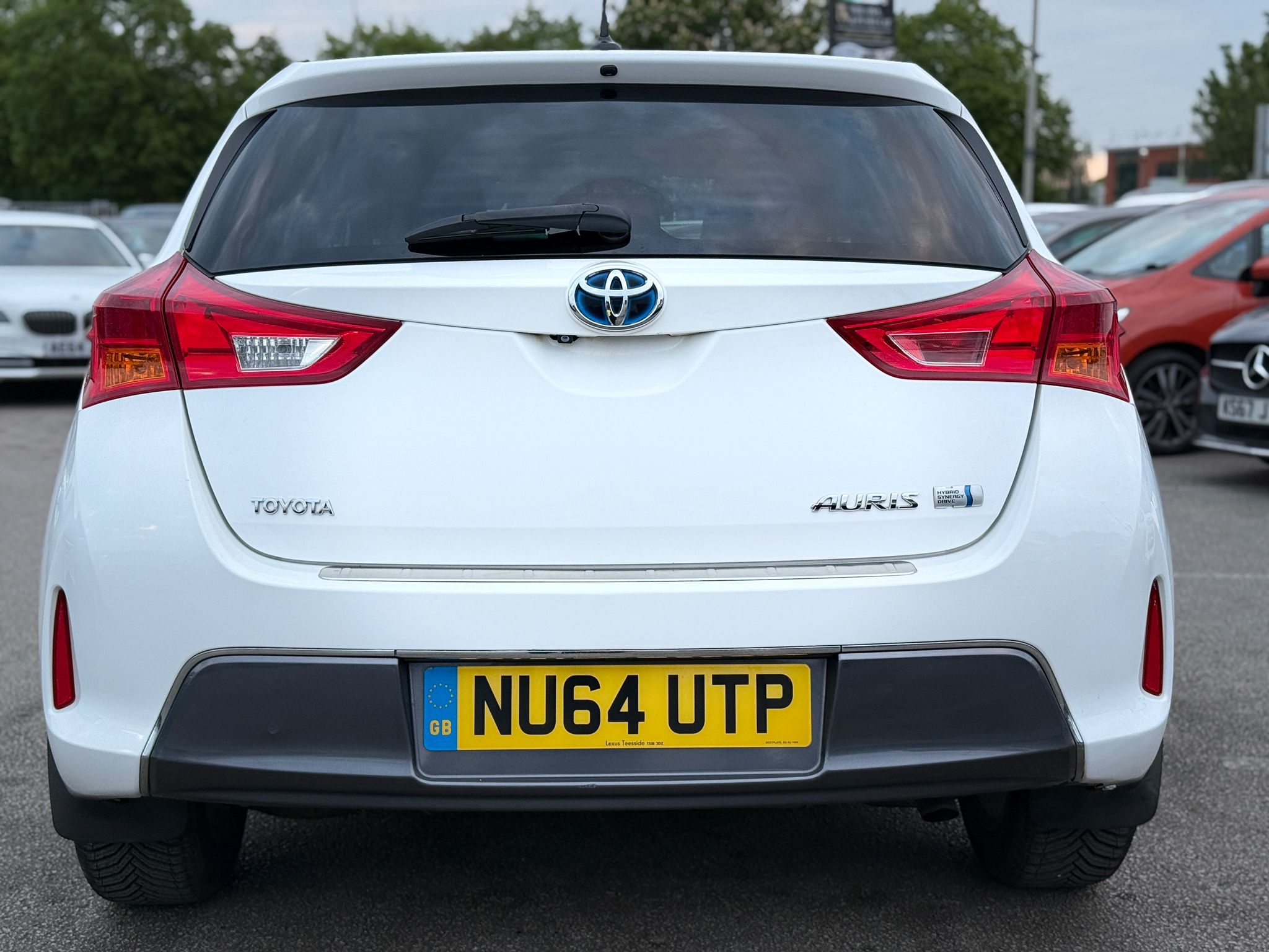 2014 TOYOTA AURIS 1.8 VVT-h ICON PLUS