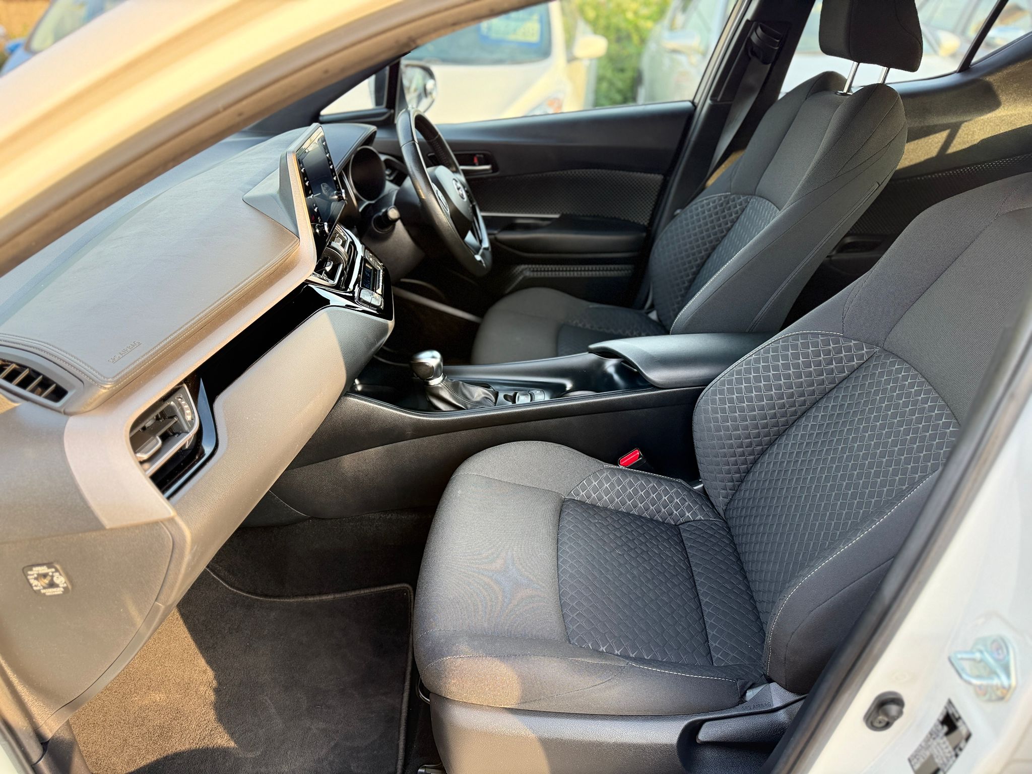 2021 TOYOTA C-HR 1.8 VVT-h ICON
