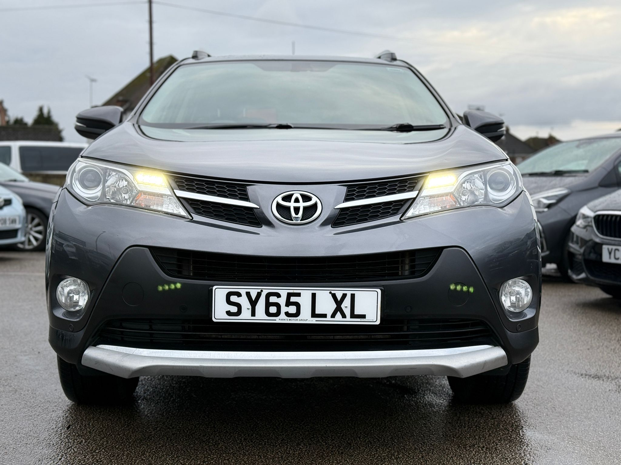 2015 TOYOTA RAV4 2.2 D-CAT INVINCIBLE (4WD)