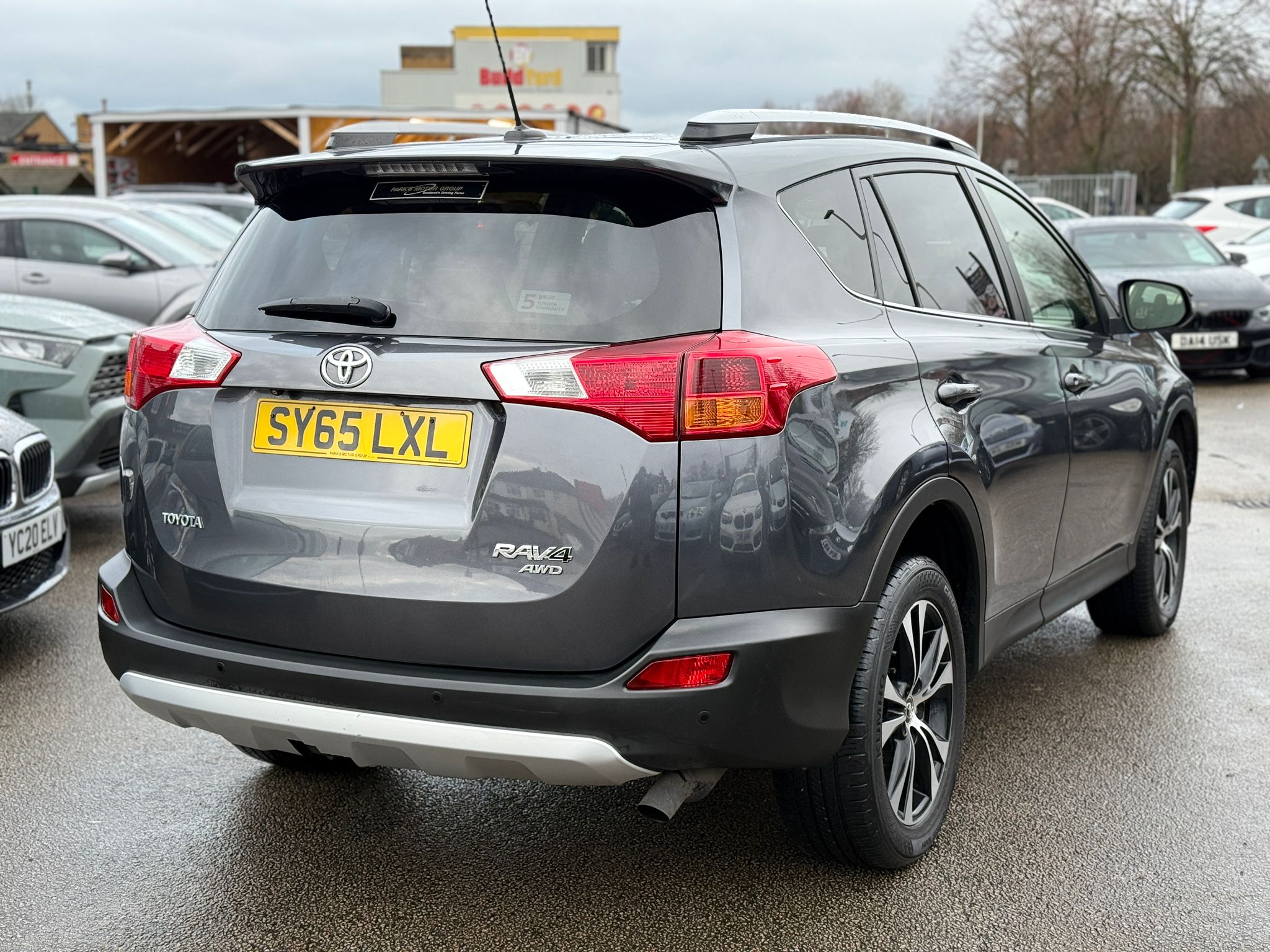 2015 TOYOTA RAV4 2.2 D-CAT INVINCIBLE (4WD)