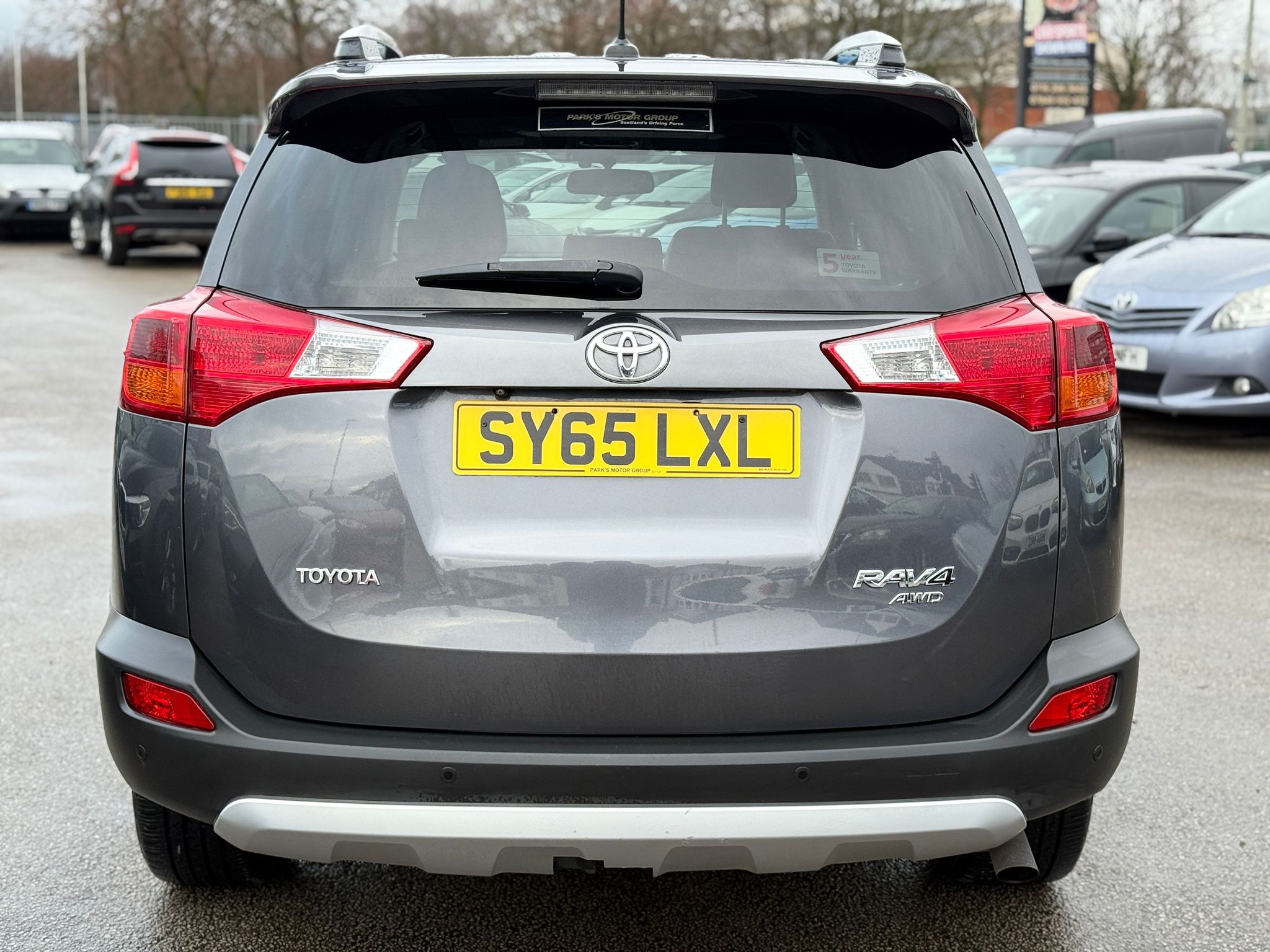 2015 TOYOTA RAV4 2.2 D-CAT INVINCIBLE (4WD)
