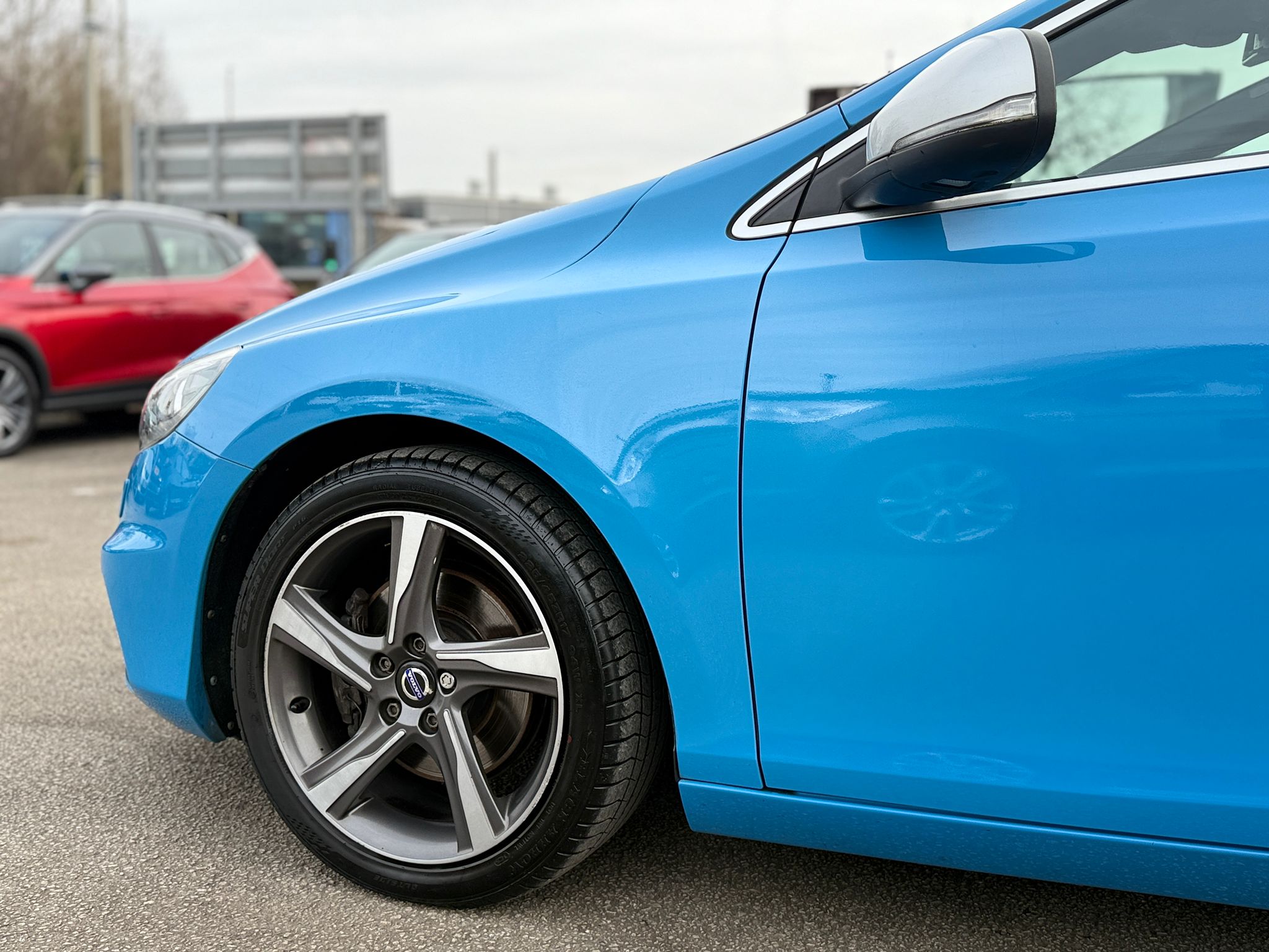 🇸🇪 2016 VOLVO V40 2.0 D2 R-DESIGN NAV