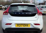 2017 VOLVO V40 2.0 D2 MOMENTUM NAV PLUS