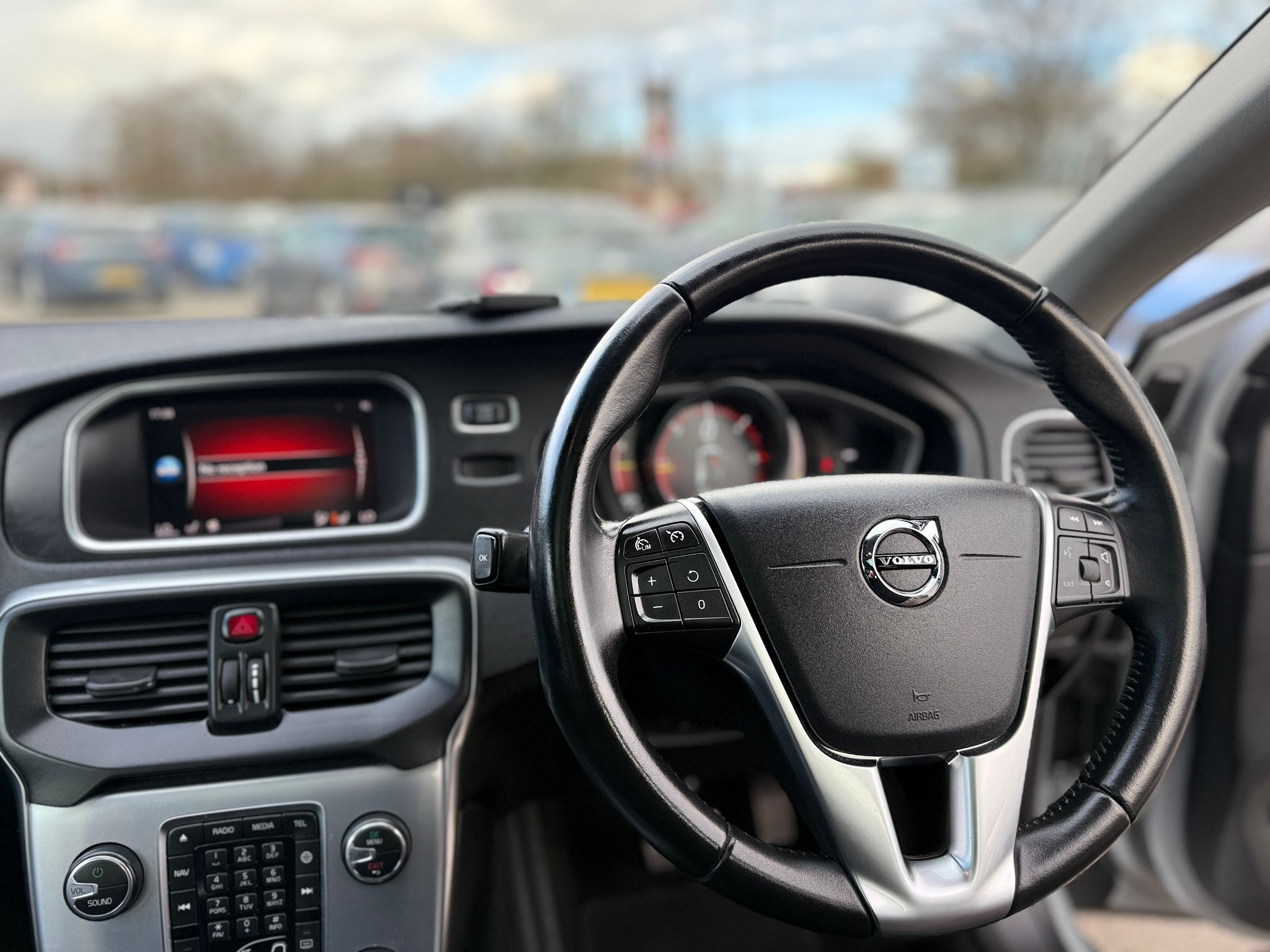 2017 VOLVO V40 2.0 D3 INSCRIPTION