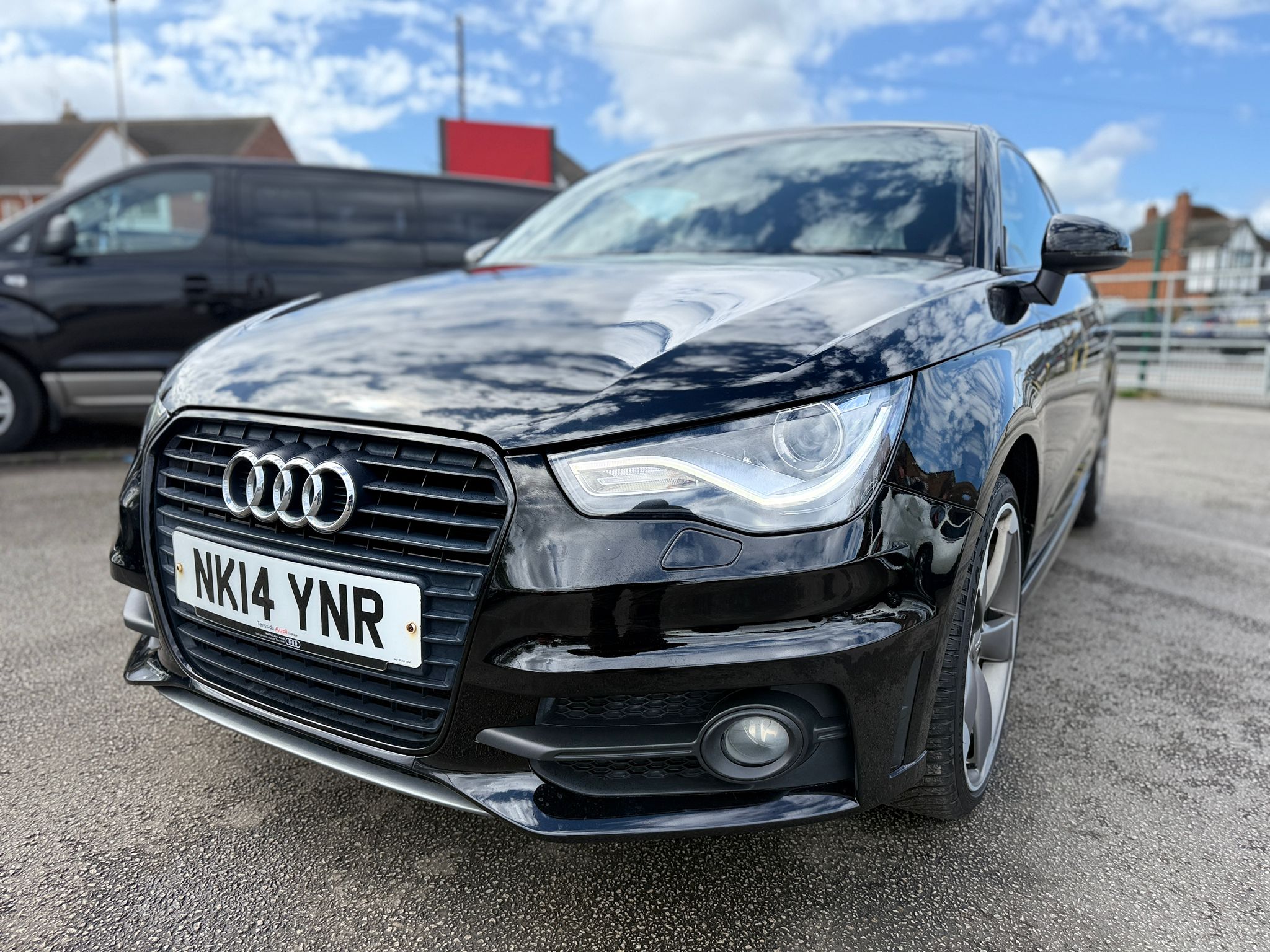 2014 AUDI A1 1.4 TFSI CoD BLACK EDITION (S TRONIC)