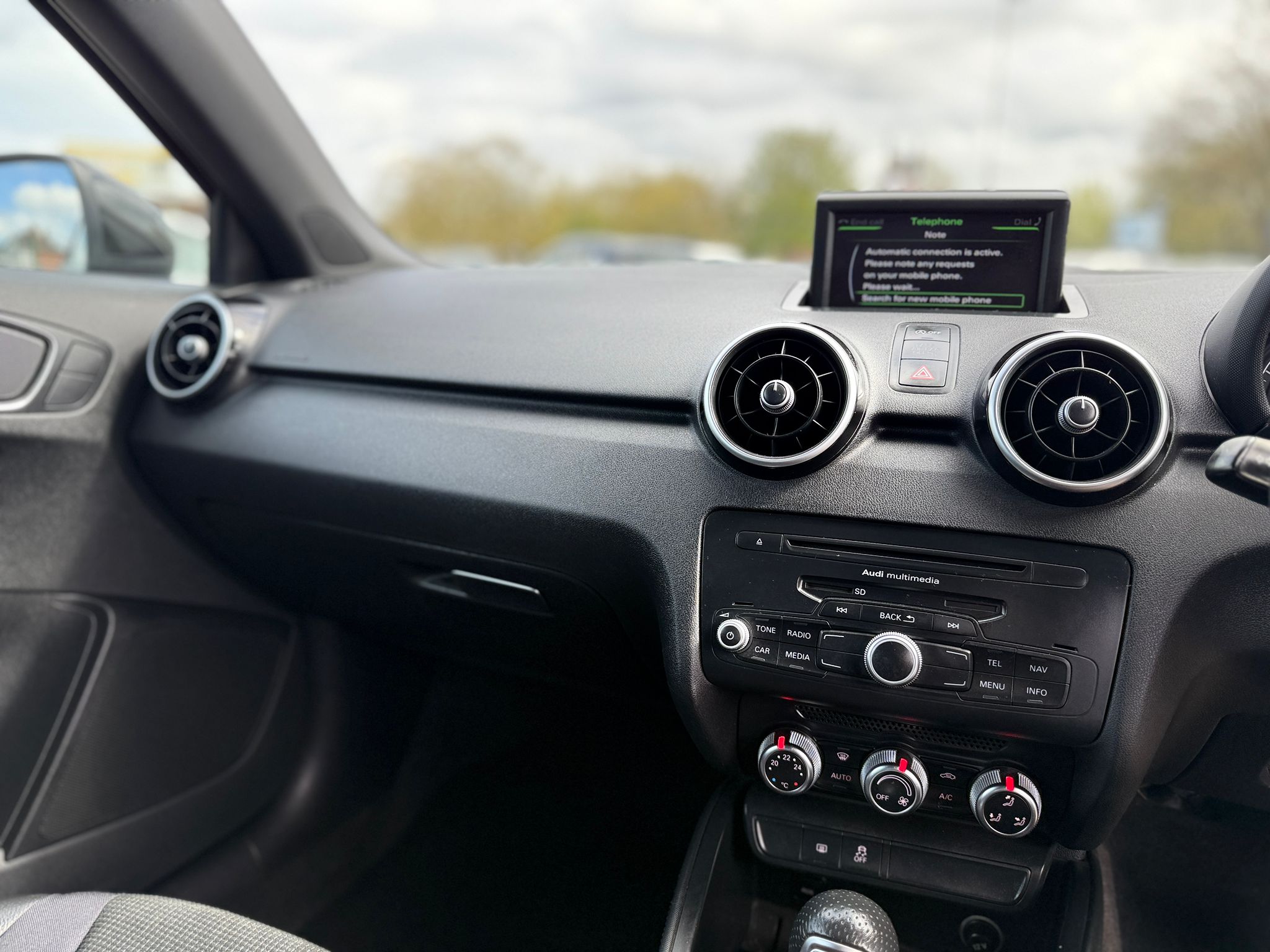 2014 AUDI A1 1.4 TFSI CoD BLACK EDITION (S TRONIC)