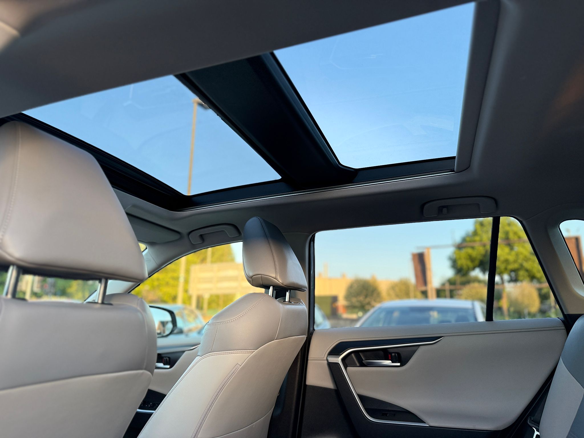 2019 TOYOTA RAV4 2.5 VVT-h EXCEL (AWD-i)