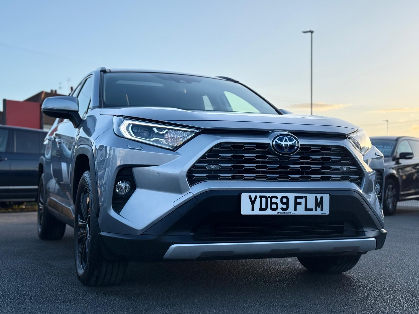 2019 TOYOTA RAV4 2.5 VVT-h EXCEL (AWD-i)