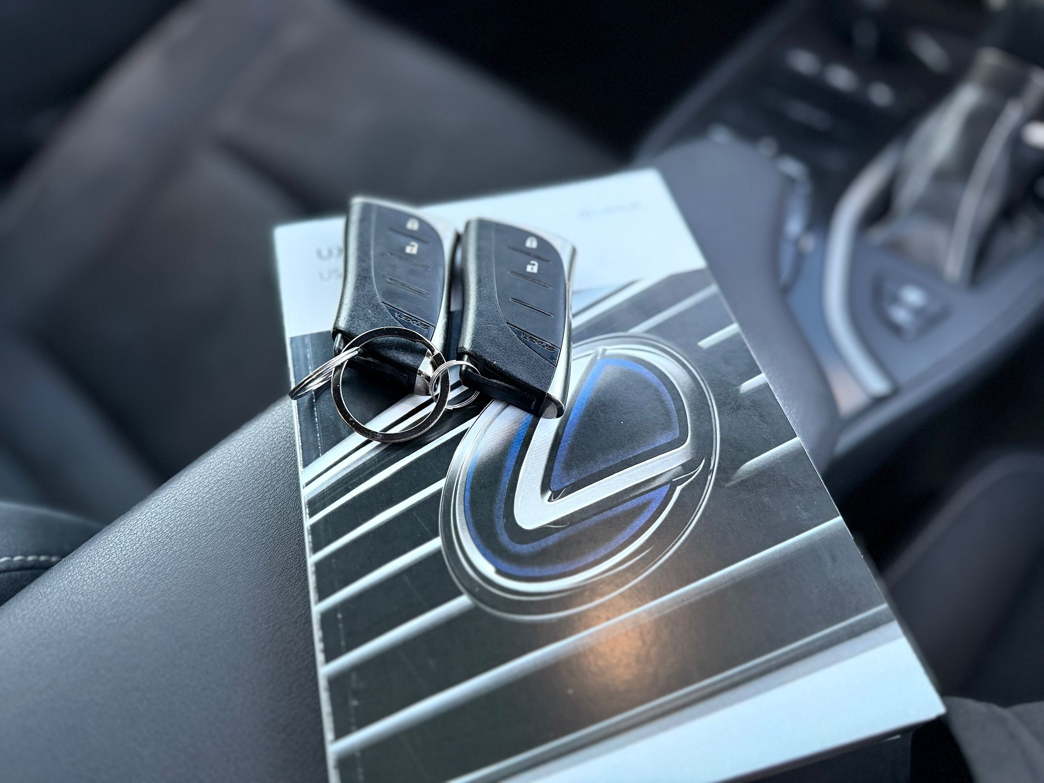 2020 LEXUS UX 250h 2.0 HYBRID (E-CVT)