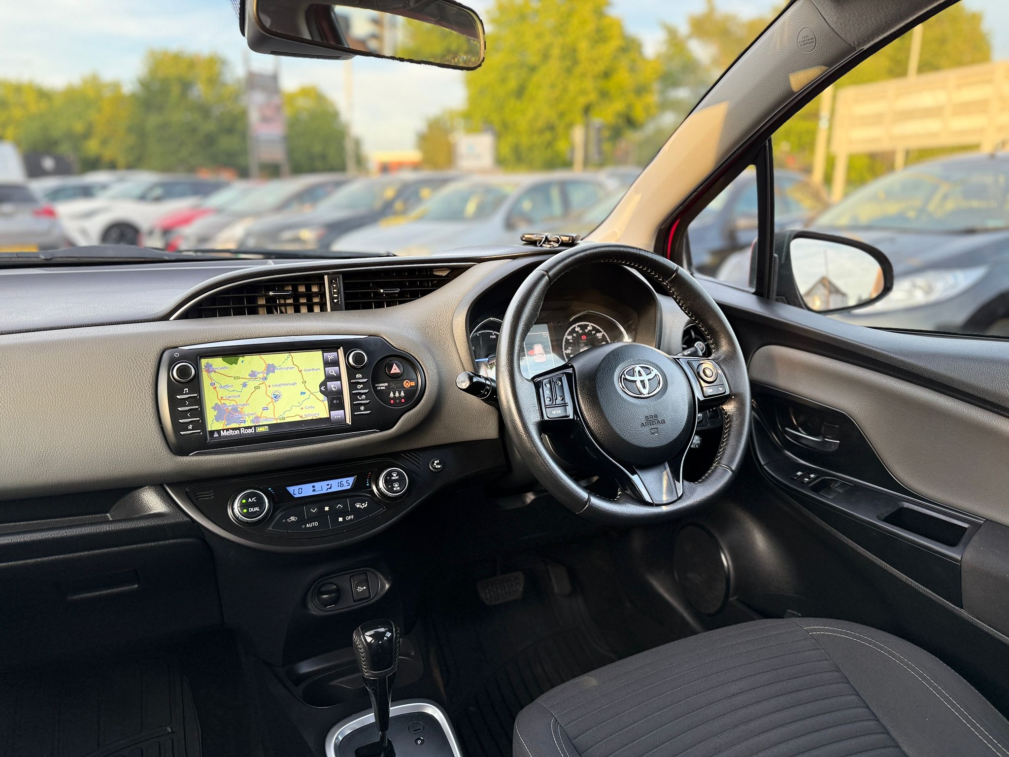 2018 TOYOTA YARIS 1.5 VVT-h ICON TECH