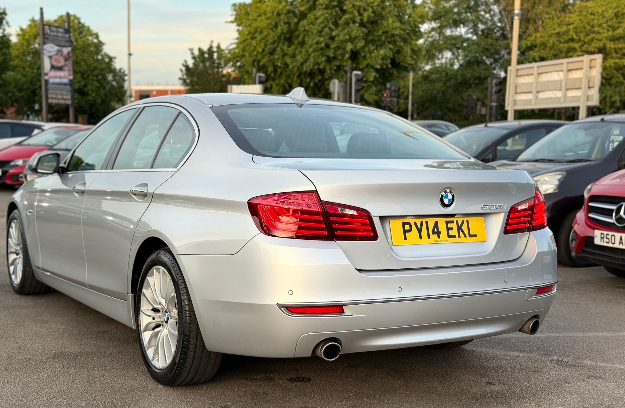 2014 BMW 5 SERIES 3.0 535i LUXURY (F10)