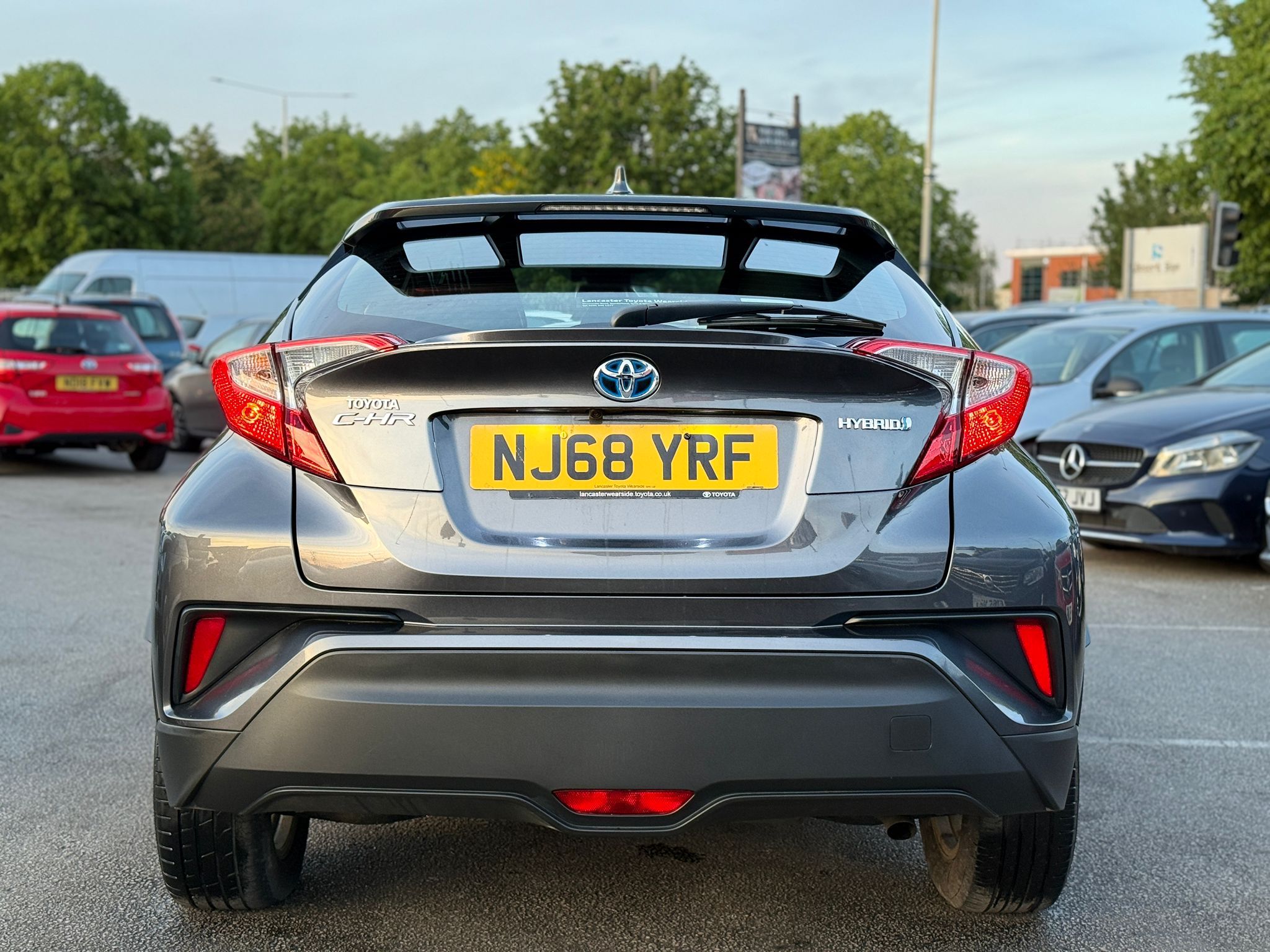 2018 TOYOTA C-HR 1.8 VVT-h ICON