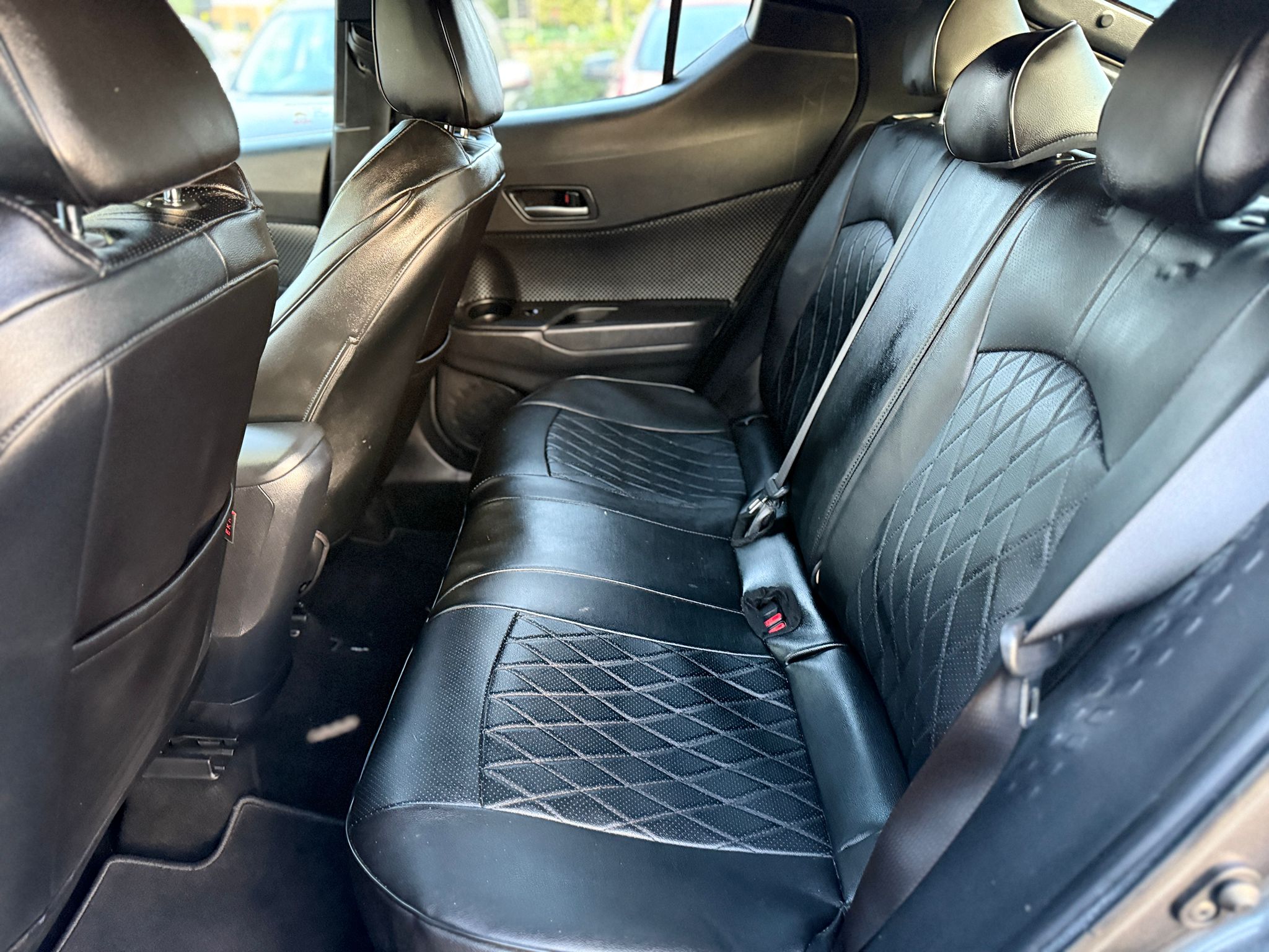 2018 TOYOTA C-HR 1.8 VVT-h ICON