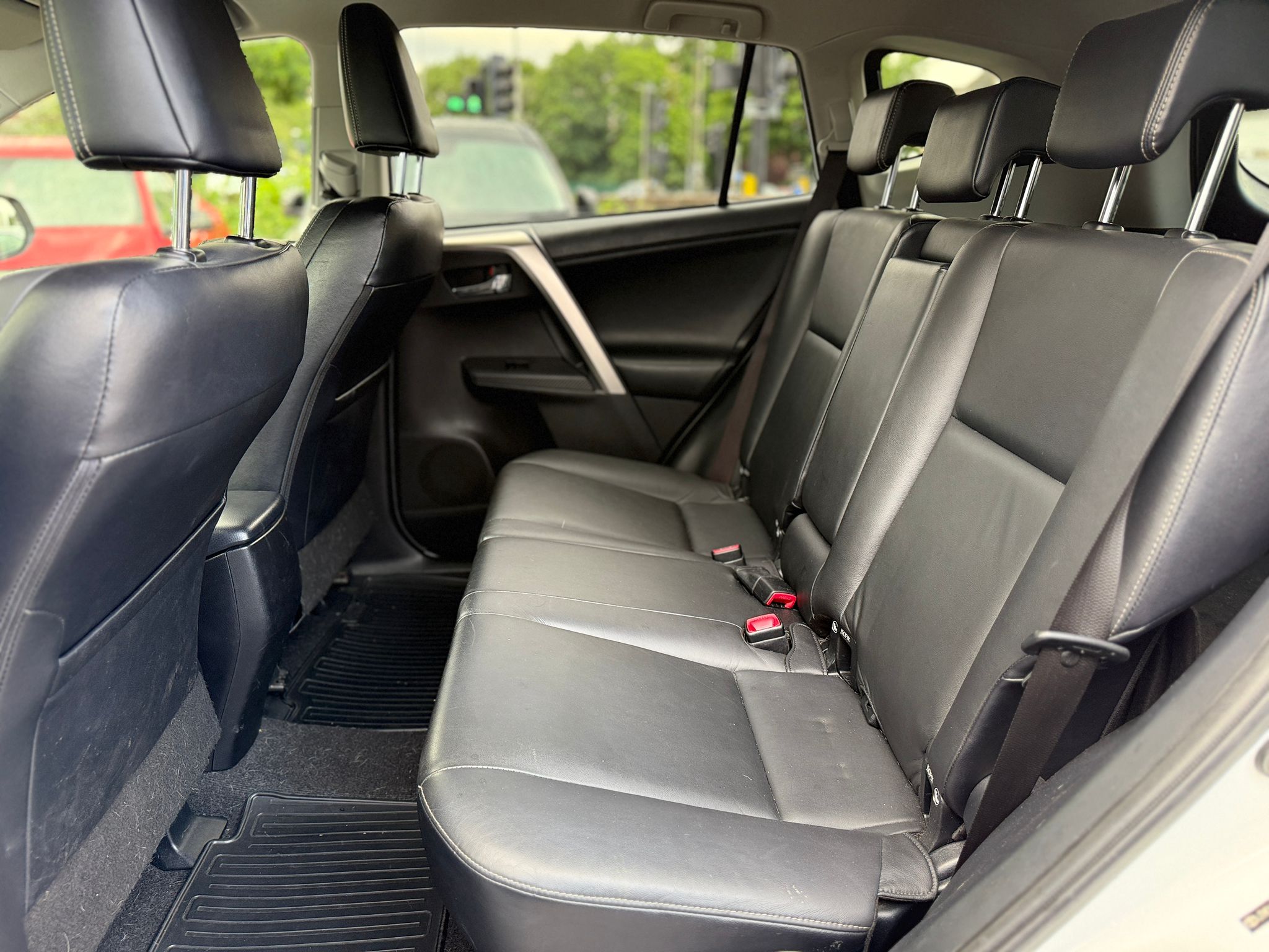 2015 TOYOTA RAV4 2.0 D-4D INVINCIBLE (4WD)