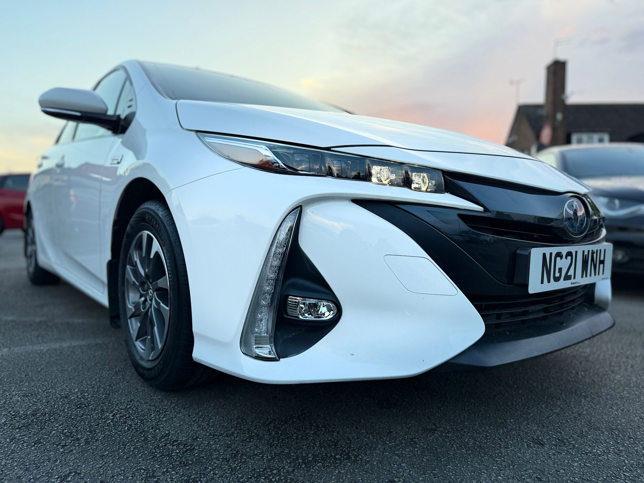 2021 TOYOTA PRIUS PLUG-IN BUSINESS EDITION PLUS