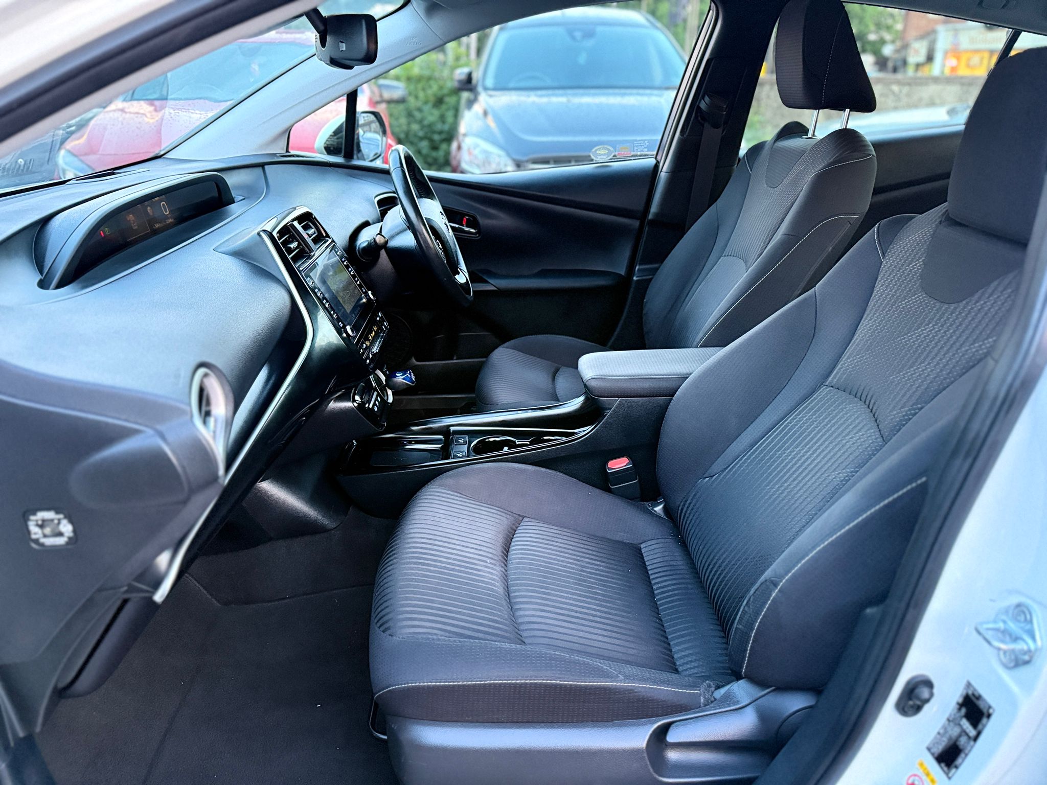 2021 TOYOTA PRIUS PLUG-IN BUSINESS EDITION PLUS
