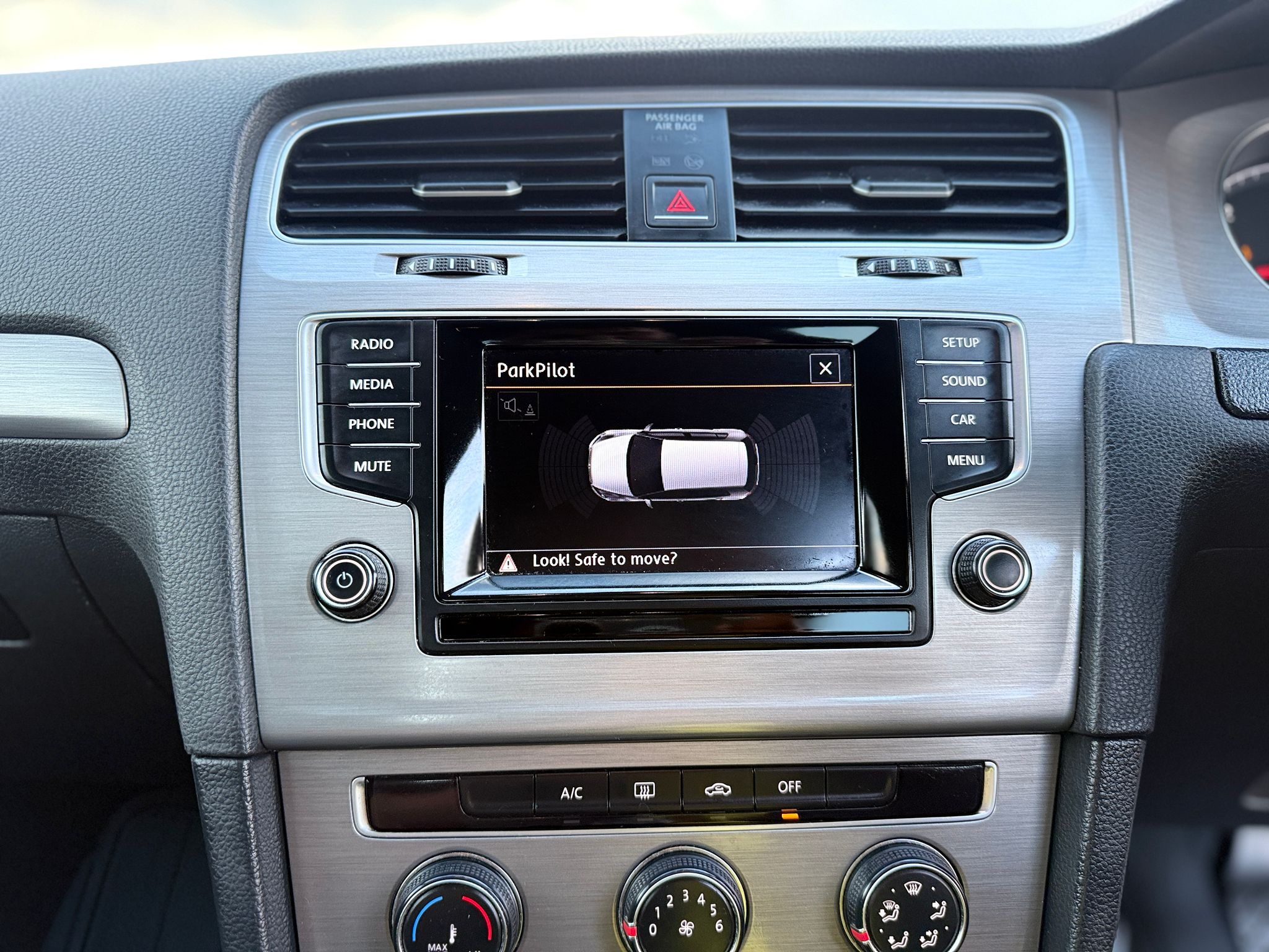 2015 VOLKSWAGEN GOLF 1.6 TDI MATCH
