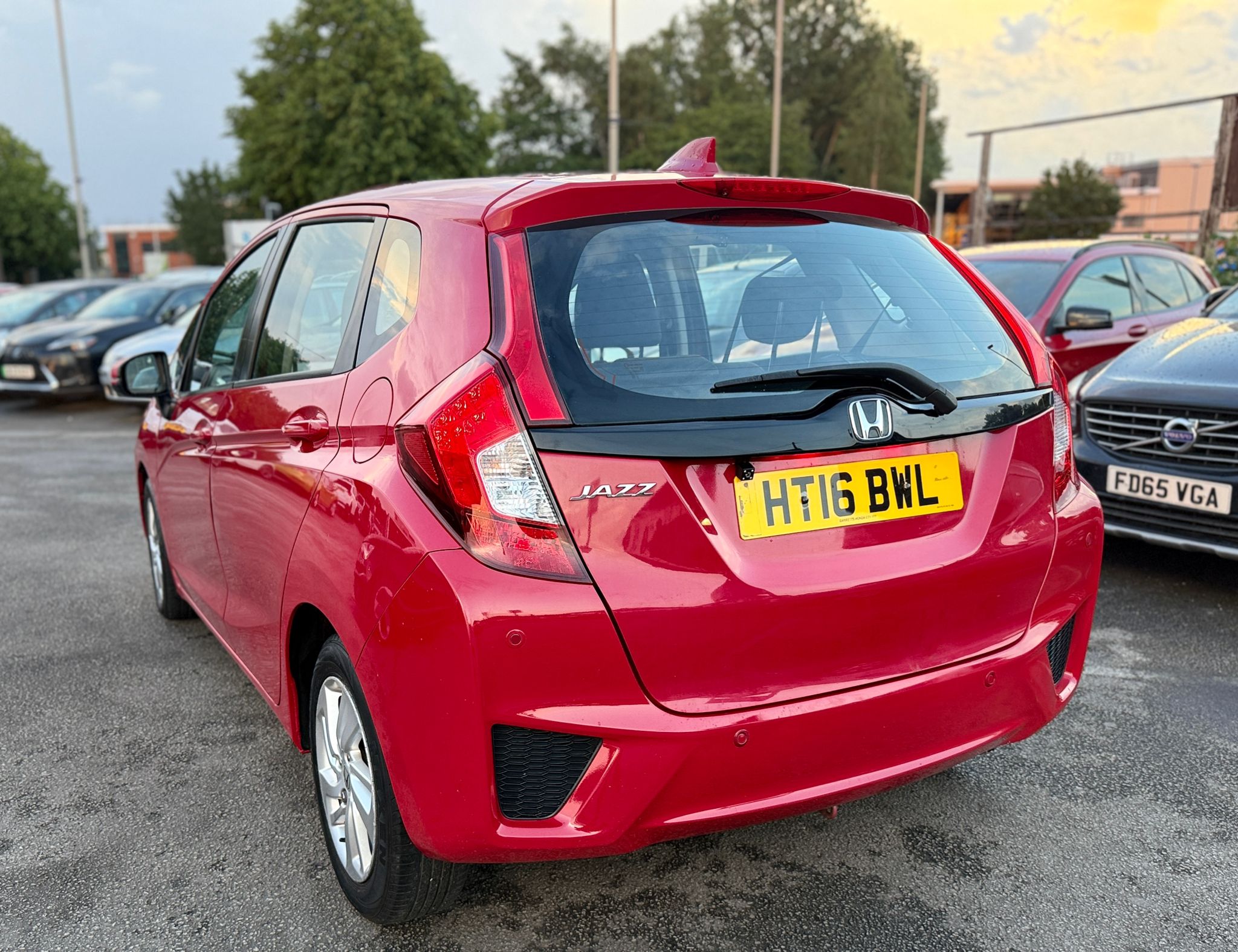 2016 HONDA JAZZ 1.3 i-VTEC SE NAVI (CVT)