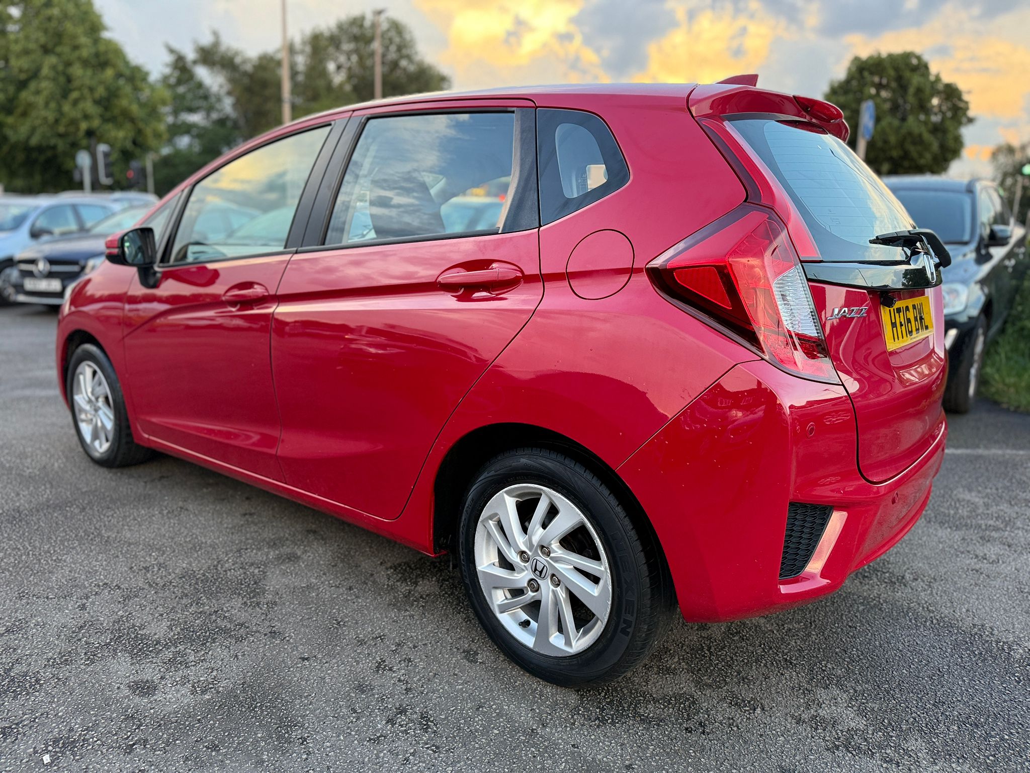 2016 HONDA JAZZ 1.3 i-VTEC SE NAVI (CVT)