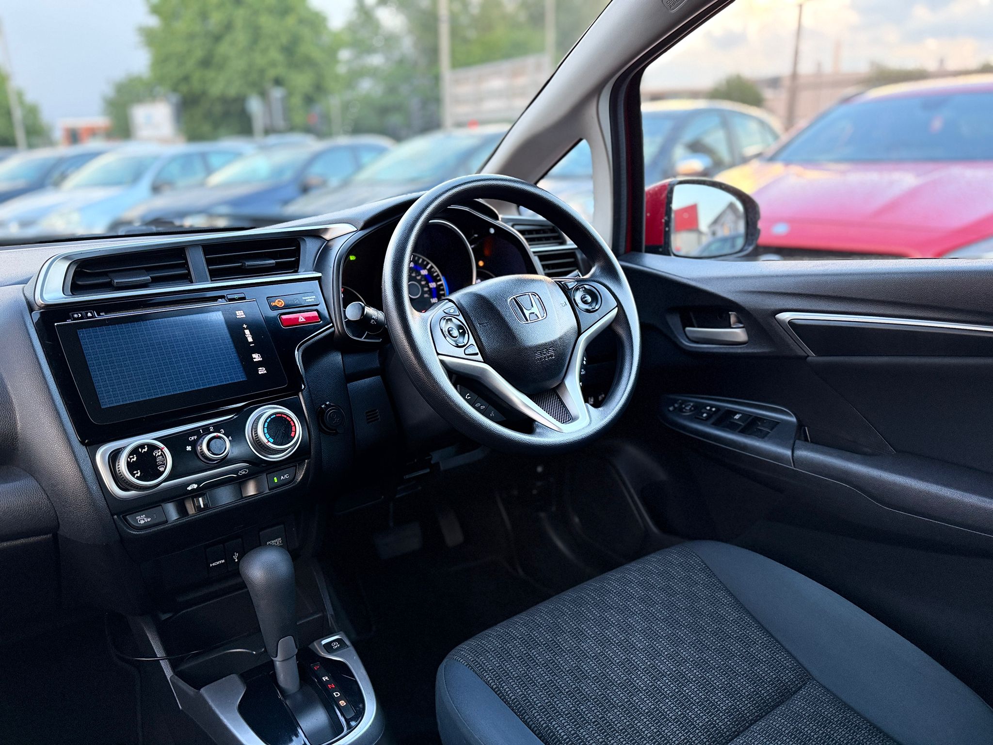 2016 HONDA JAZZ 1.3 i-VTEC SE NAVI (CVT)