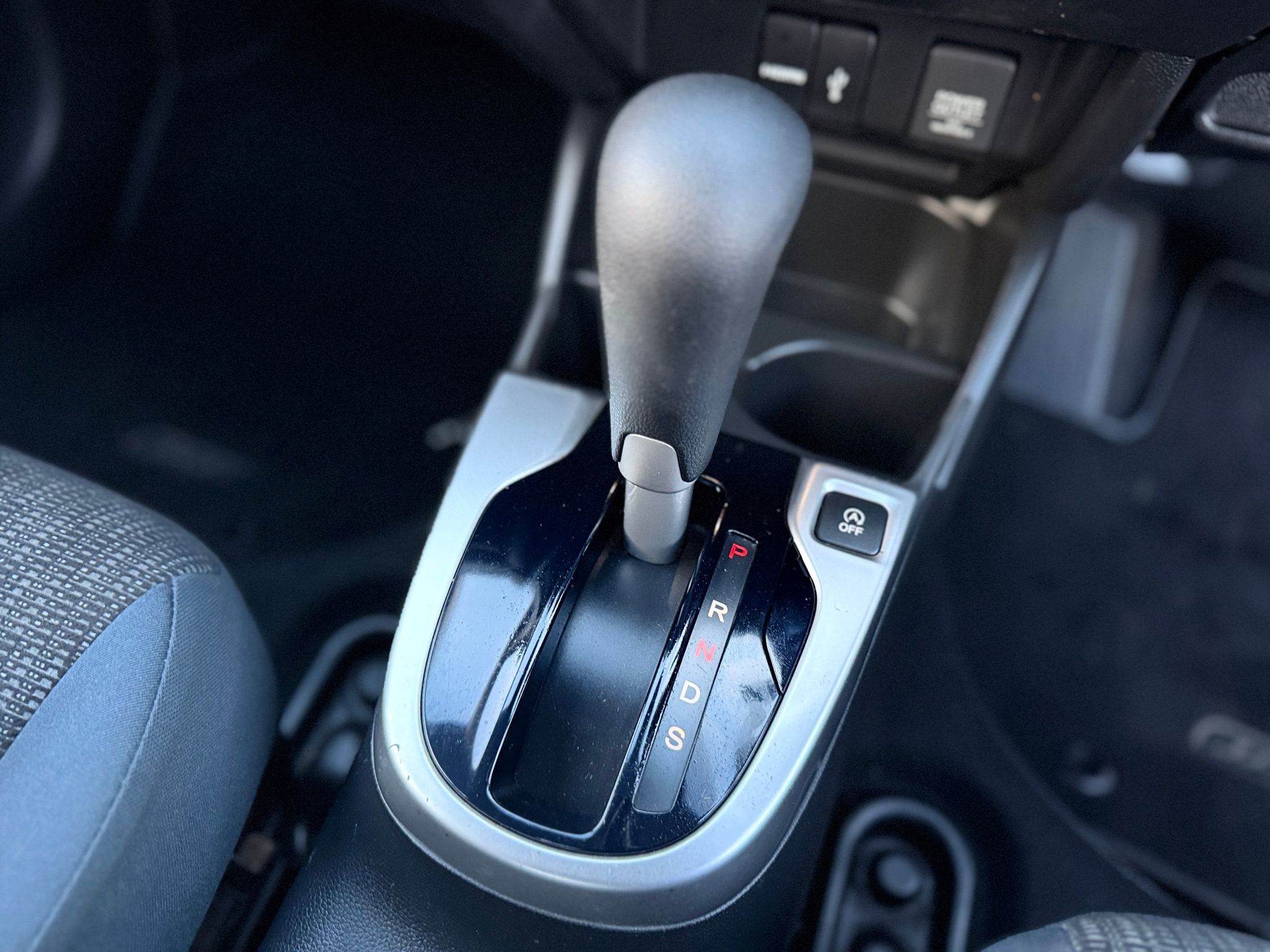 2016 HONDA JAZZ 1.3 i-VTEC SE NAVI (CVT)