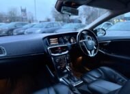 2014 VOLVO V40 CROSS COUNTRY LUX