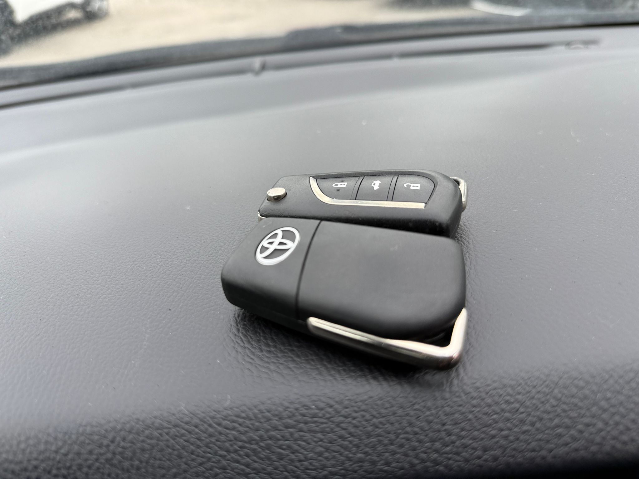 2015 TOYOTA AURIS 1.6 V-MATIC ICON PLUS
