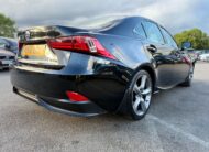 LEXUS IS 300h SPORT 2016
