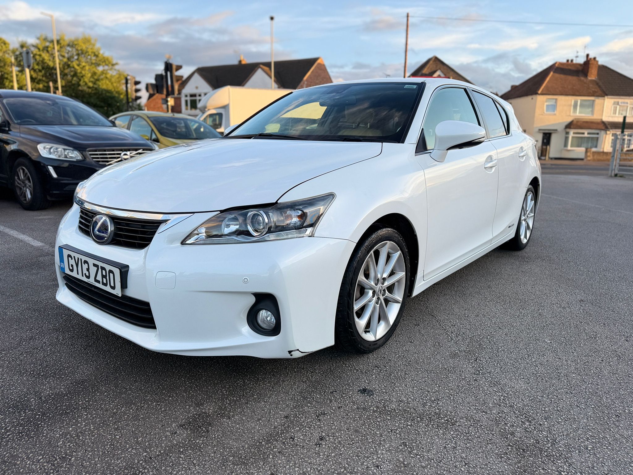 LEXUS CT 200h LUXURY 2013