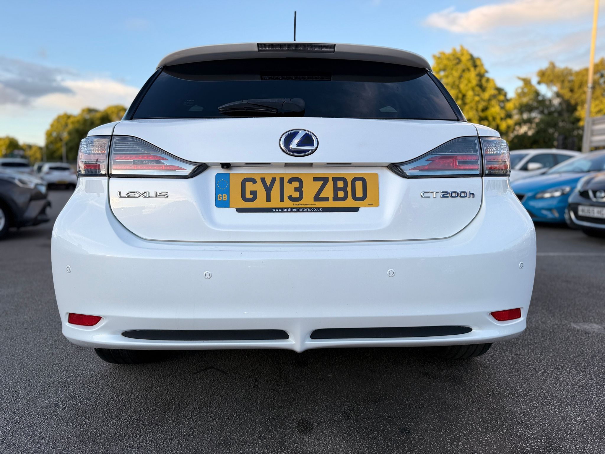 LEXUS CT 200h LUXURY 2013