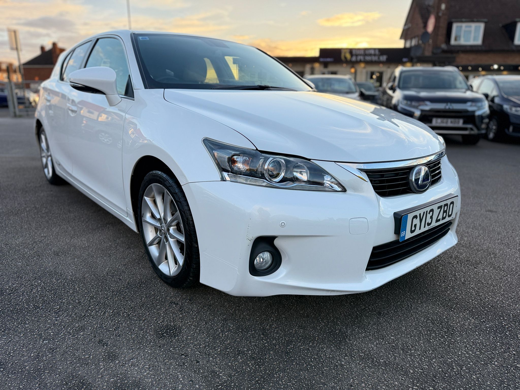 LEXUS CT 200h LUXURY 2013