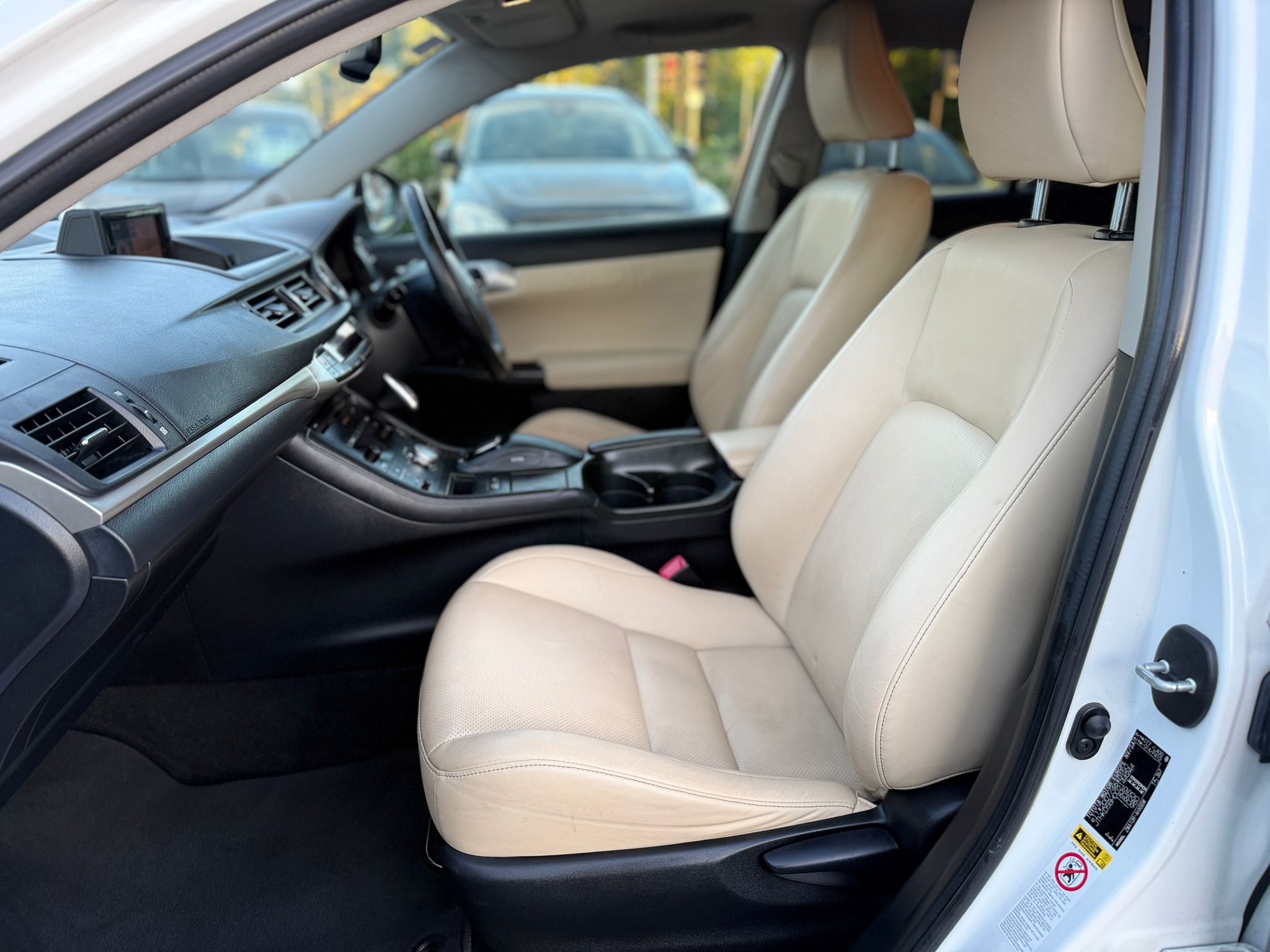 LEXUS CT 200h LUXURY 2013