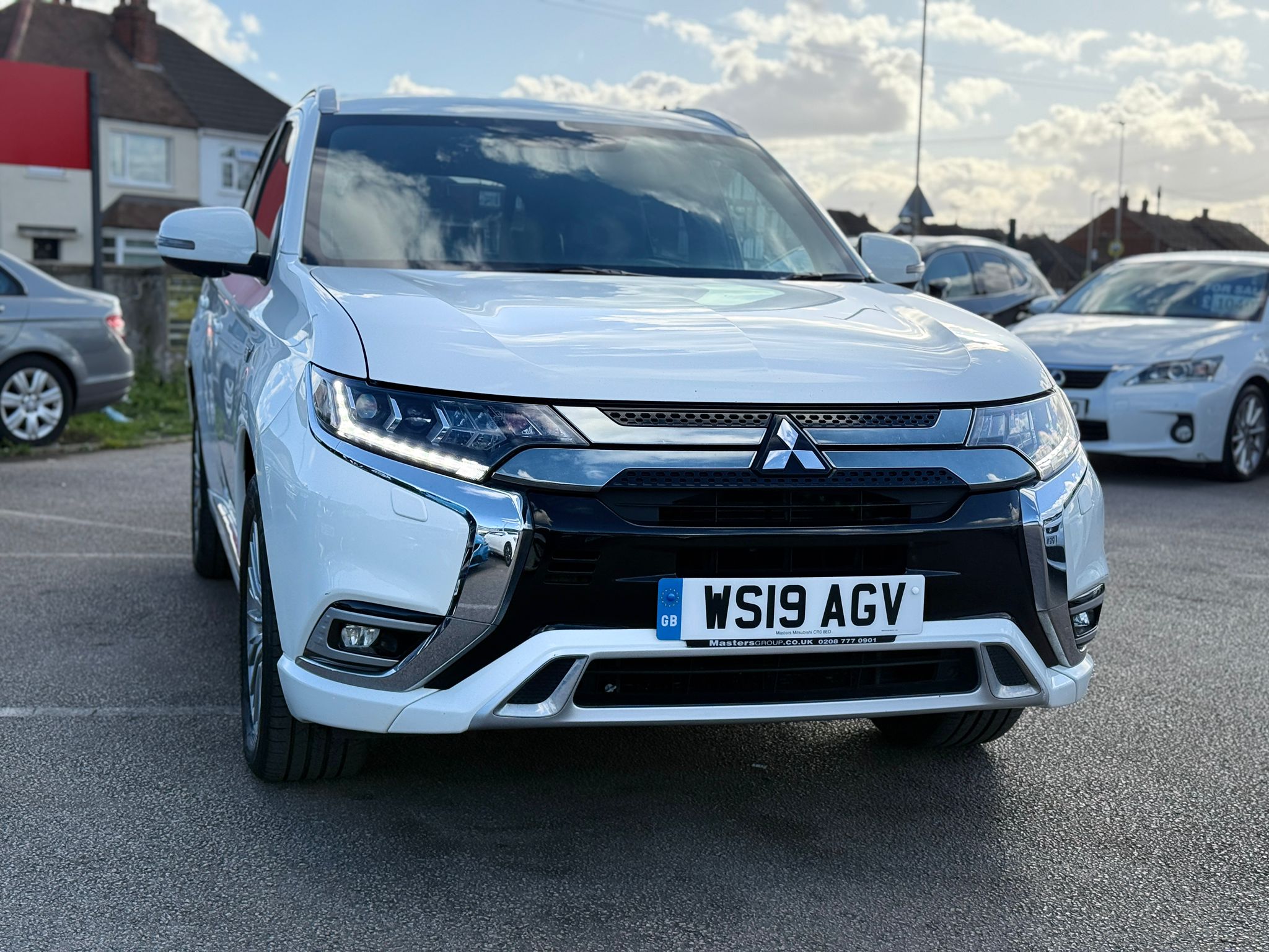 MITSUBISHI OUTLANDER PHEV 4h (4WD) 2019